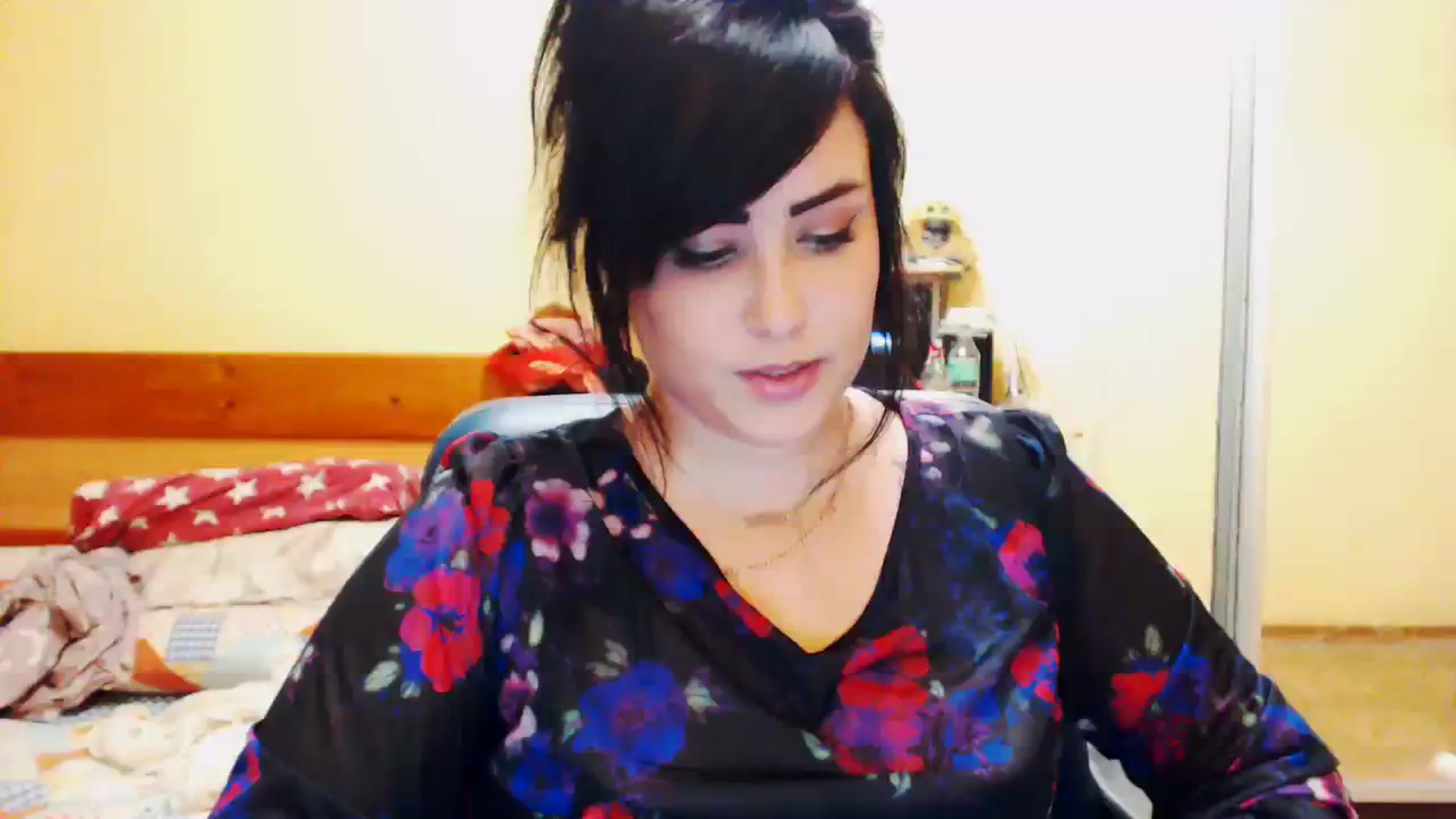 Gallery image thumbnail from CutitaAnn's myfreecams stream on, 08/06/2023, 21:31 image 10 of 20