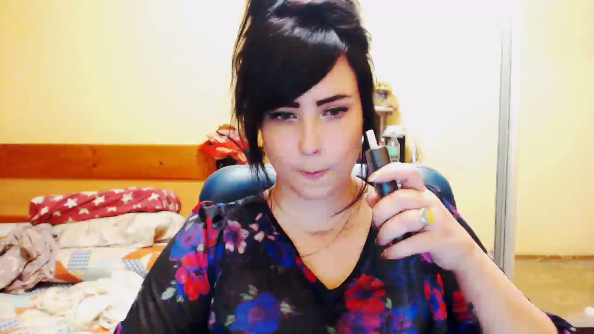 Gallery image thumbnail from CutitaAnn's myfreecams stream on, 08/06/2023, 21:31 image 18 of 20