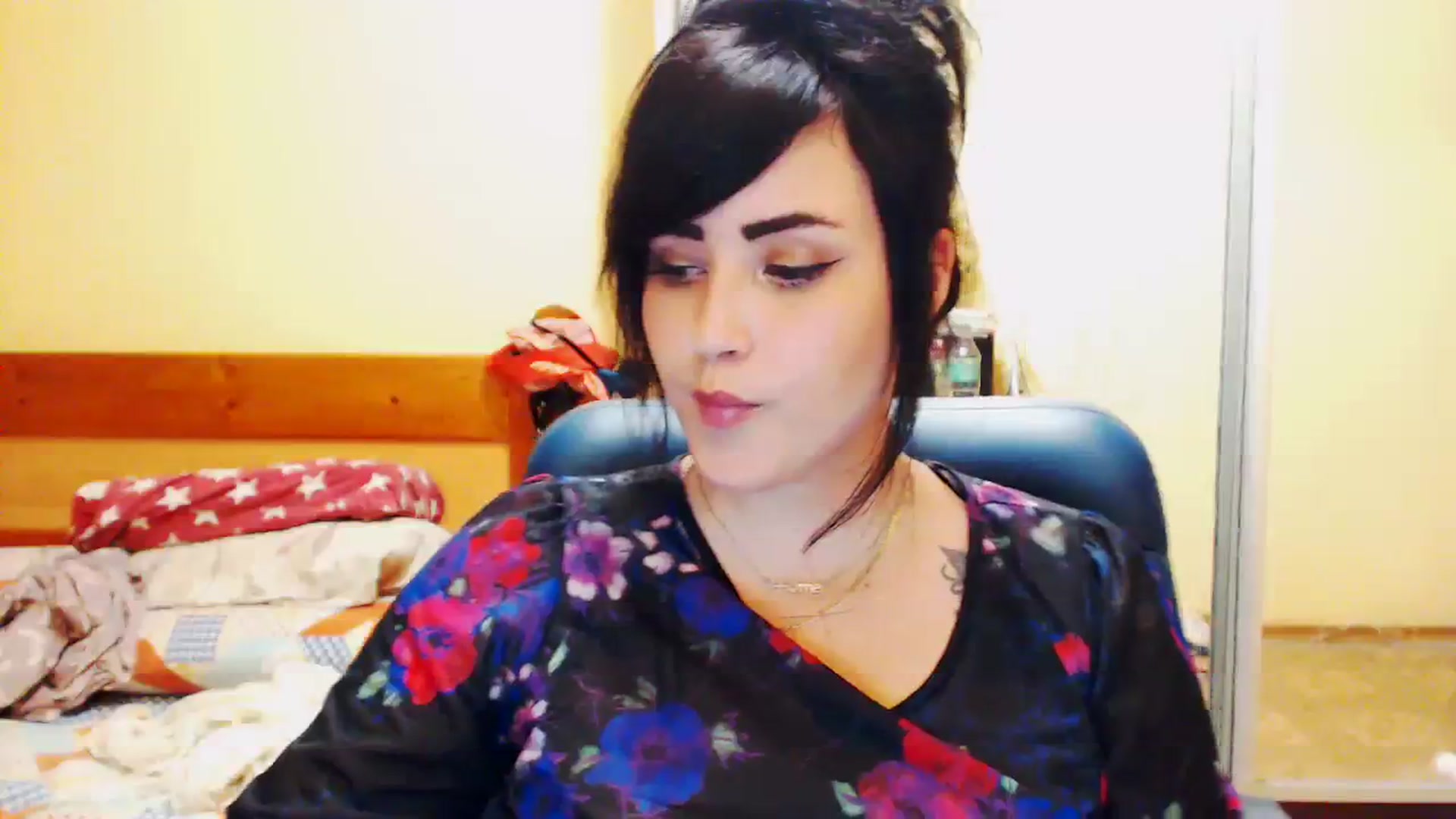 Gallery image thumbnail from CutitaAnn's myfreecams stream on, 08/06/2023, 21:31 image 20 of 20