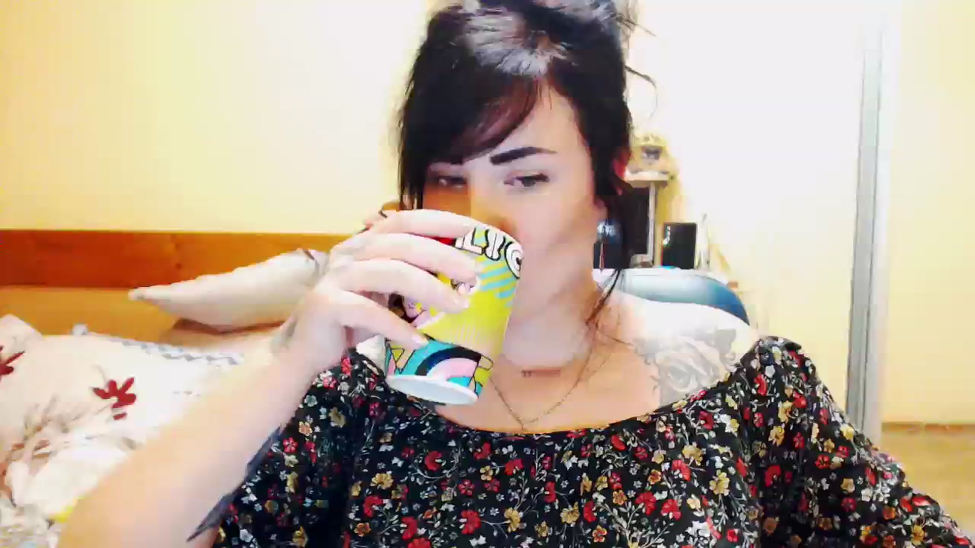 Gallery image thumbnail from CutitaAnn's myfreecams stream on, 08/13/2023, 22:06 image 6 of 20