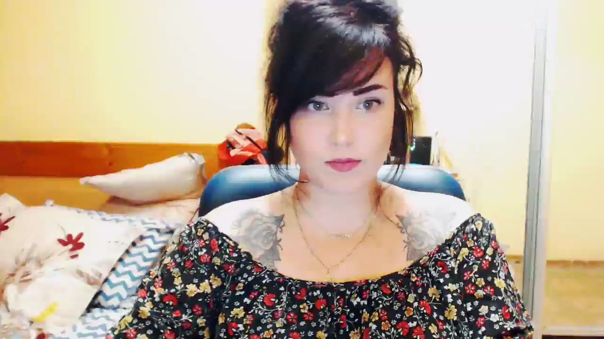Gallery image thumbnail from CutitaAnn's myfreecams stream on, 08/13/2023, 22:06 image 8 of 20