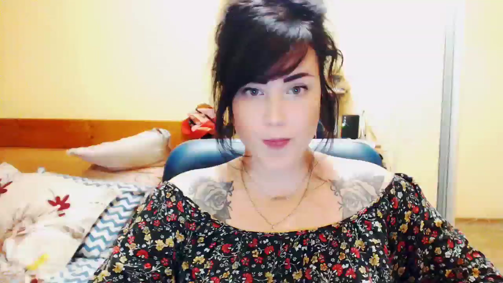 Gallery image thumbnail from CutitaAnn's myfreecams stream on, 08/13/2023, 22:06 image 10 of 20