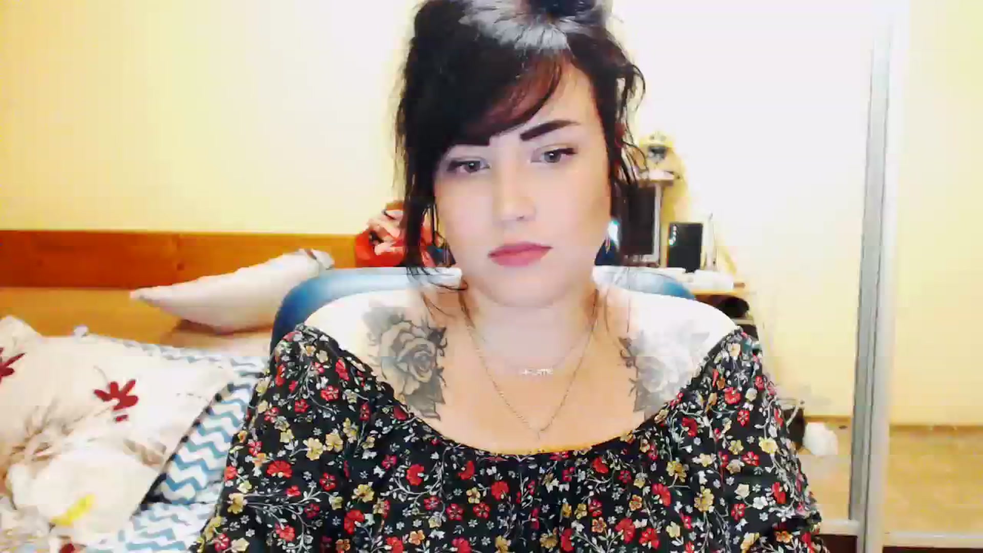 Gallery image thumbnail from CutitaAnn's myfreecams stream on, 08/13/2023, 22:34 image 7 of 20