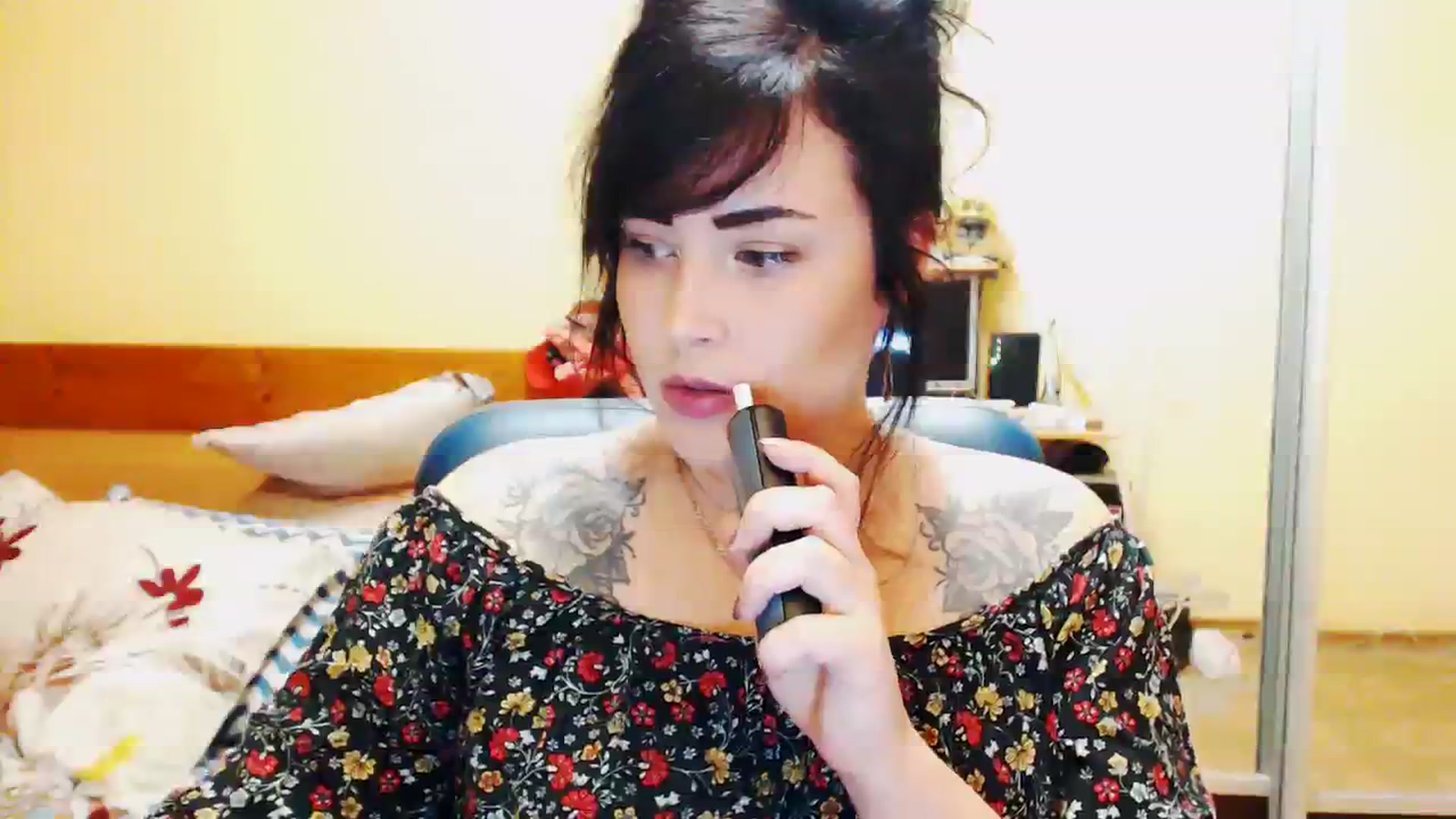 Gallery image thumbnail from CutitaAnn's myfreecams stream on, 08/13/2023, 22:34 image 5 of 20