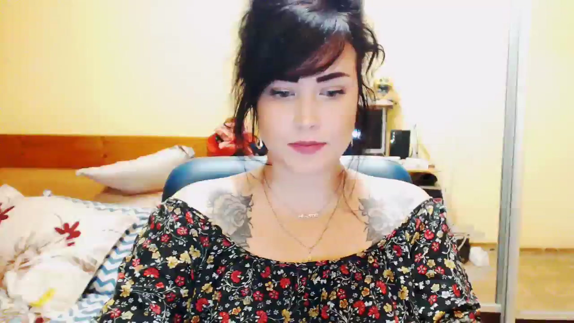 Gallery image thumbnail from CutitaAnn's myfreecams stream on, 08/13/2023, 22:34 image 3 of 20