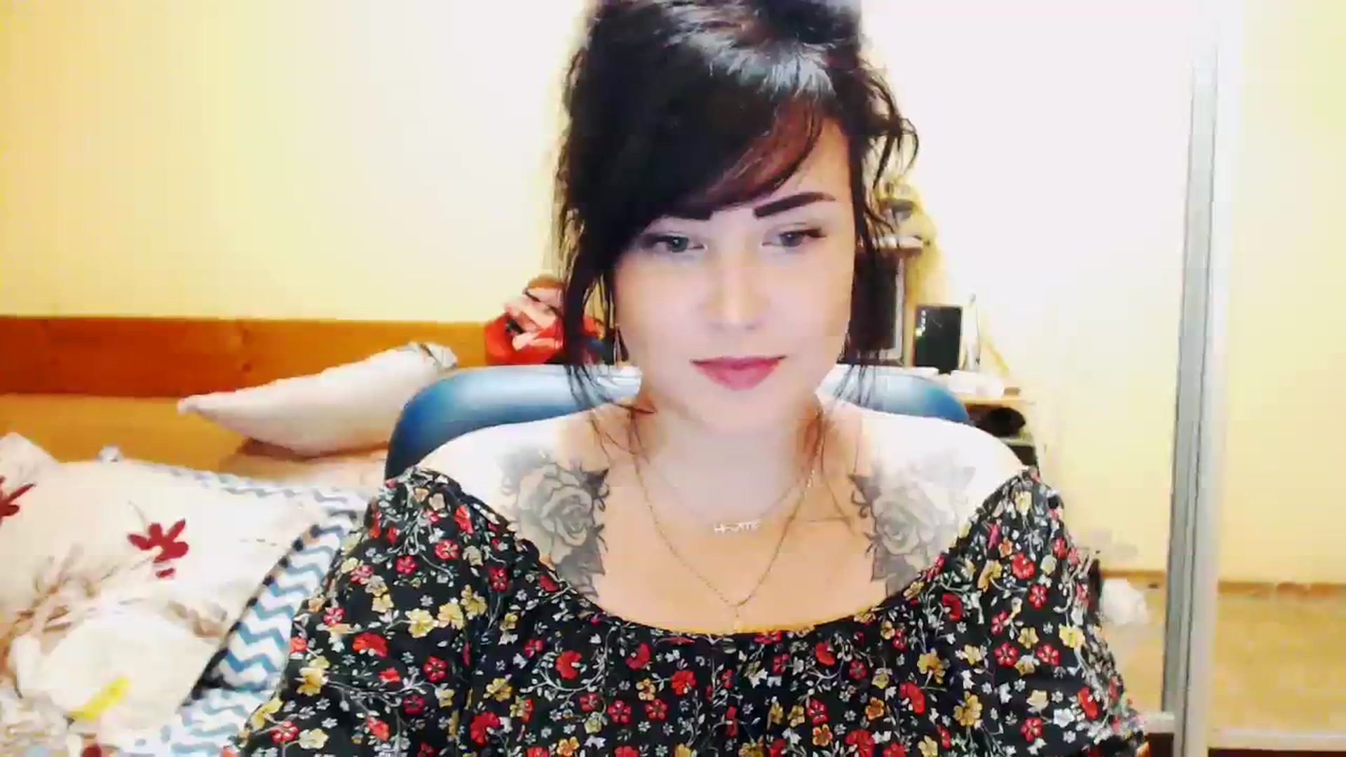 Gallery image thumbnail from CutitaAnn's myfreecams stream on, 08/13/2023, 22:34 image 15 of 20