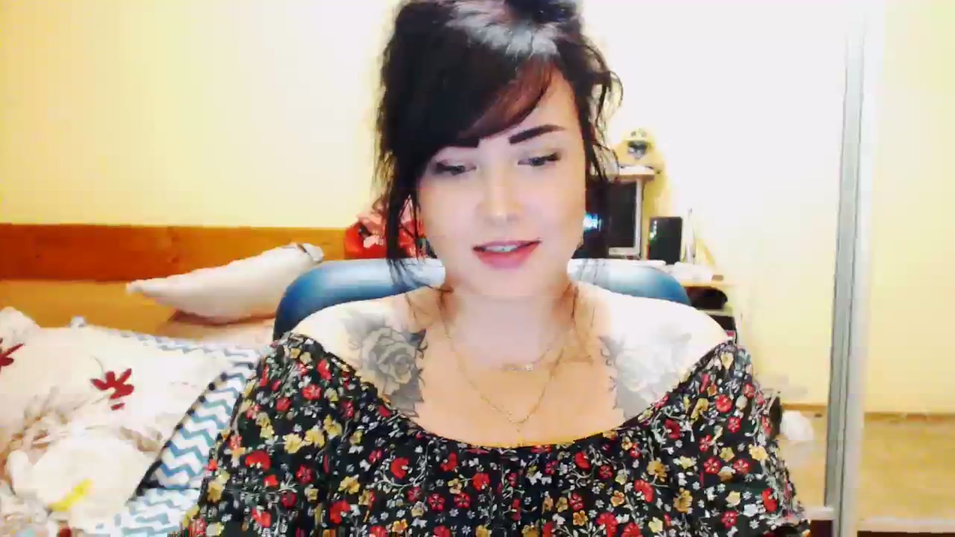 Gallery image thumbnail from CutitaAnn's myfreecams stream on, 08/13/2023, 22:34 image 16 of 20