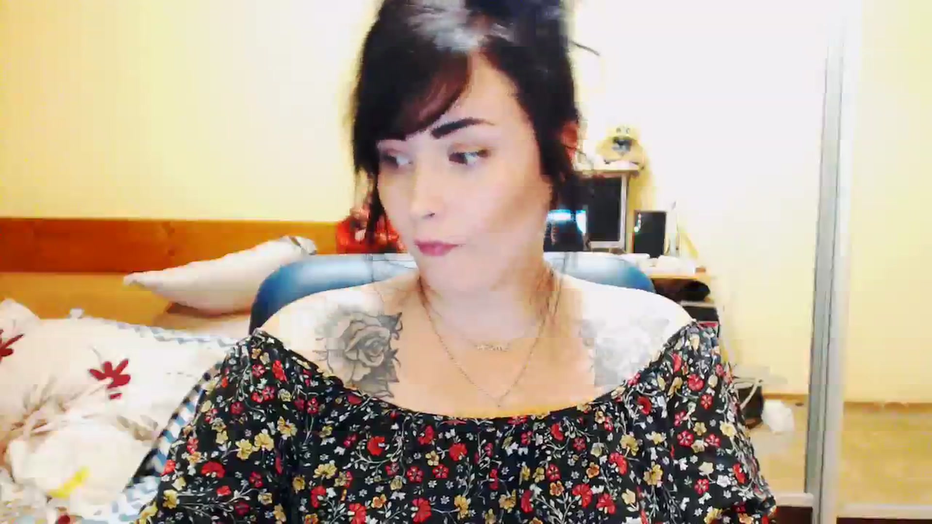 Gallery image thumbnail from CutitaAnn's myfreecams stream on, 08/13/2023, 22:34 image 9 of 20