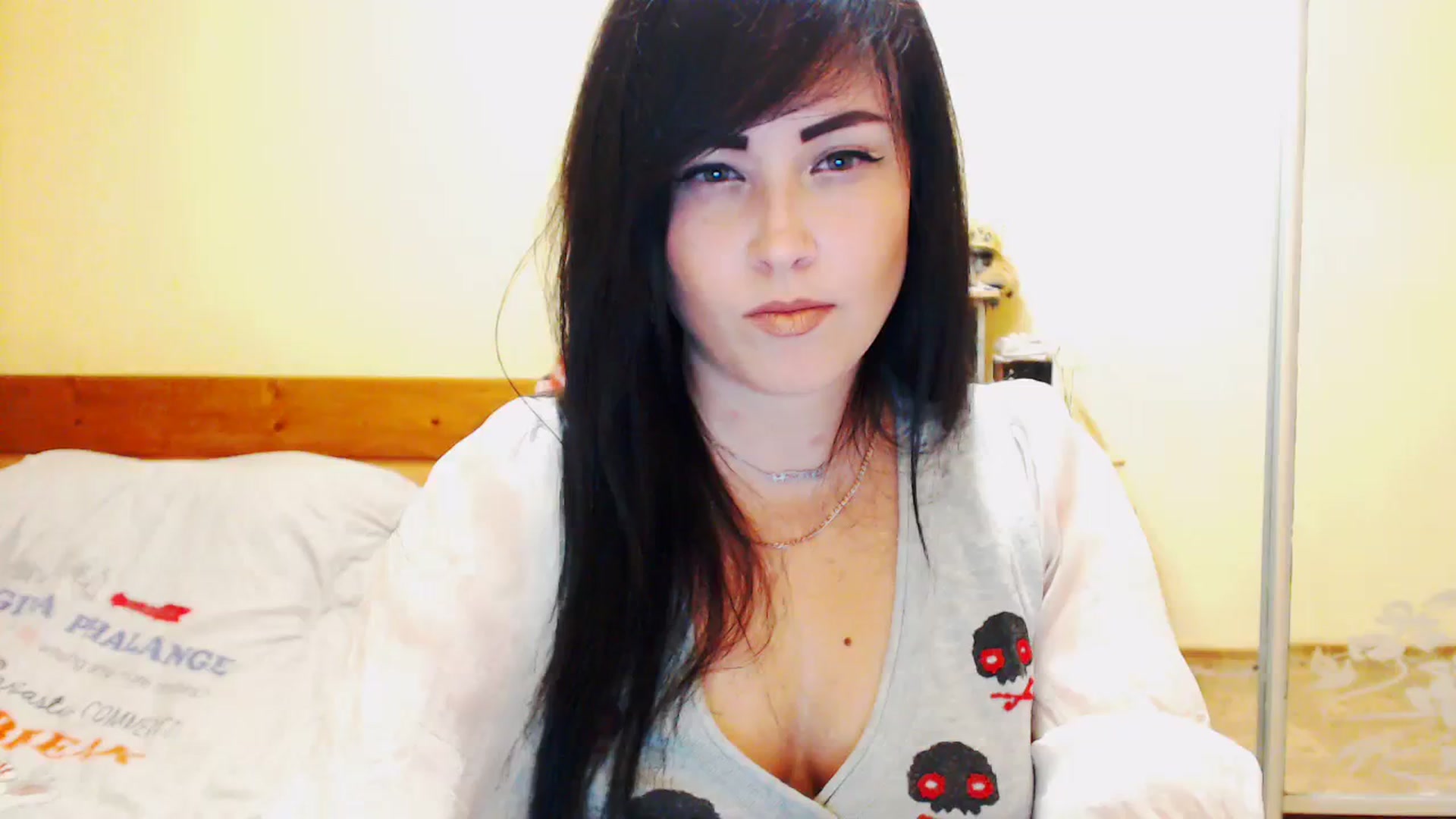 Gallery image thumbnail from CutitaAnn's myfreecams stream on, 09/08/2023, 23:17 image 6 of 20