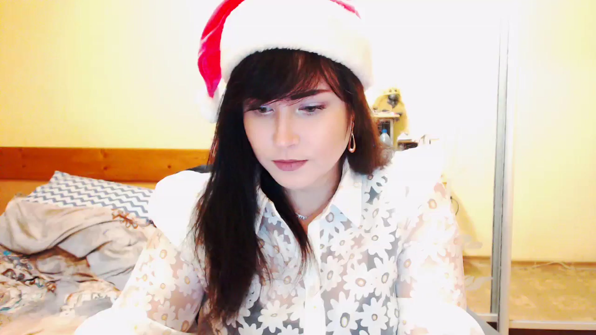 Gallery image thumbnail from CutitaAnn's myfreecams stream on, 12/24/2023, 22:10 image 4 of 20