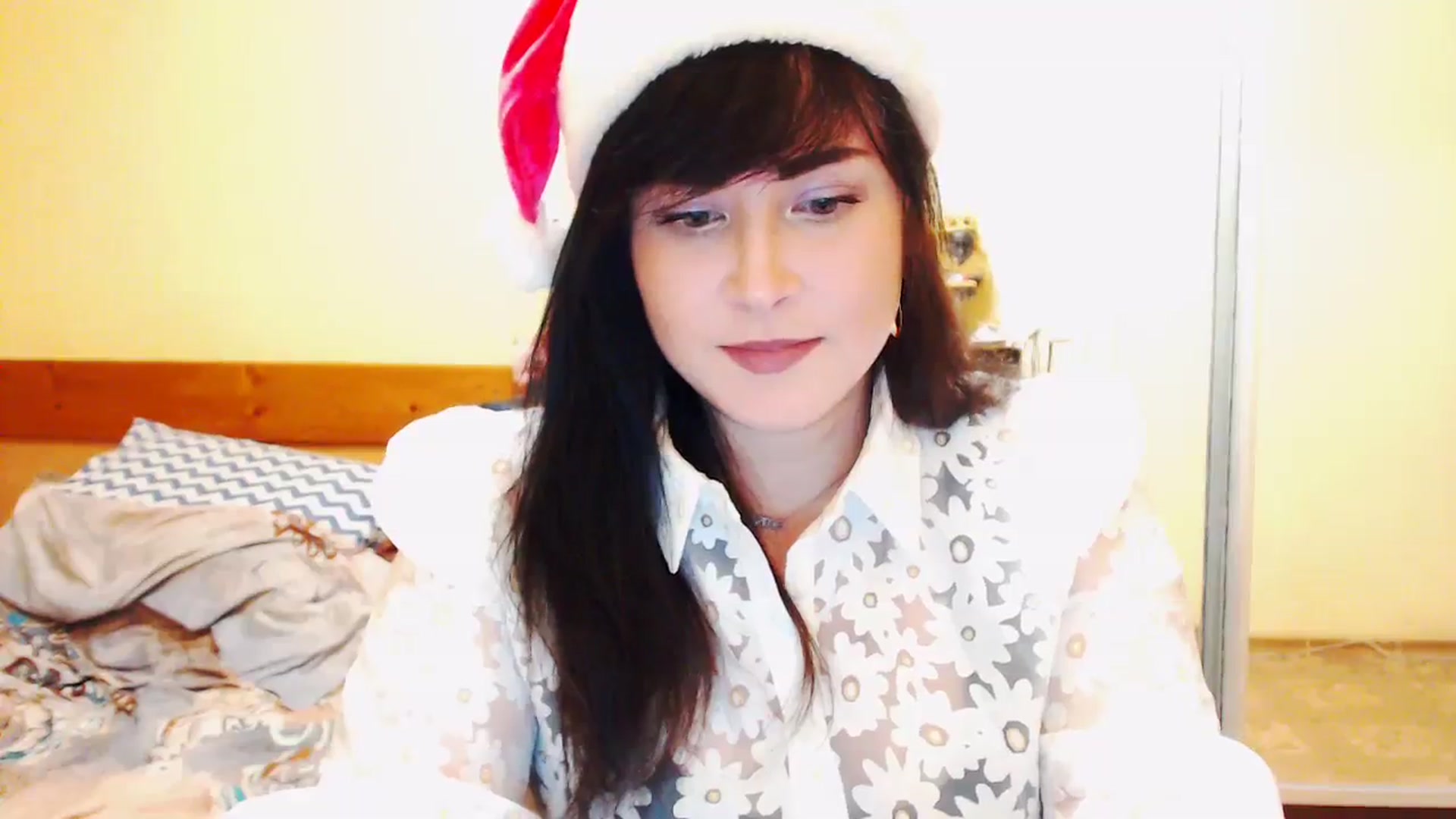 Gallery image thumbnail from CutitaAnn's myfreecams stream on, 12/24/2023, 22:39 image 5 of 20