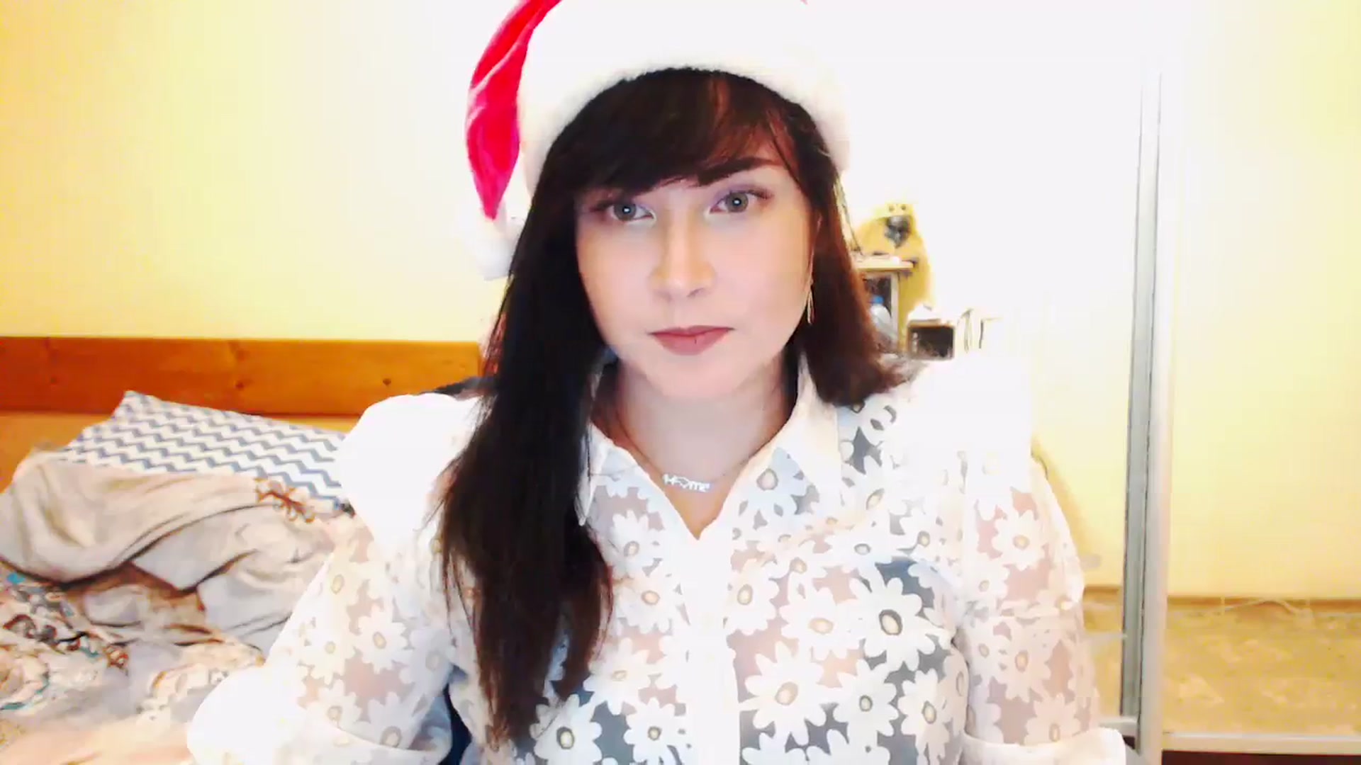 Gallery image thumbnail from CutitaAnn's myfreecams stream on, 12/24/2023, 22:39 image 19 of 20