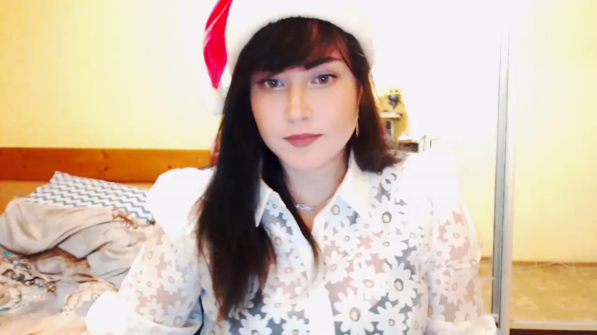 Gallery image thumbnail from CutitaAnn's myfreecams stream on, 12/24/2023, 22:39 image 14 of 20