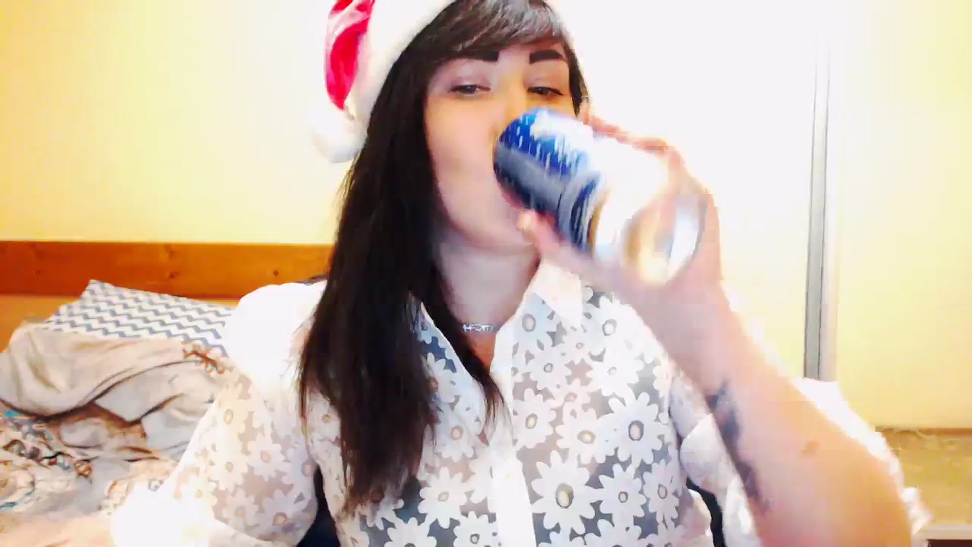 Gallery image thumbnail from CutitaAnn's myfreecams stream on, 12/24/2023, 22:39 image 4 of 20