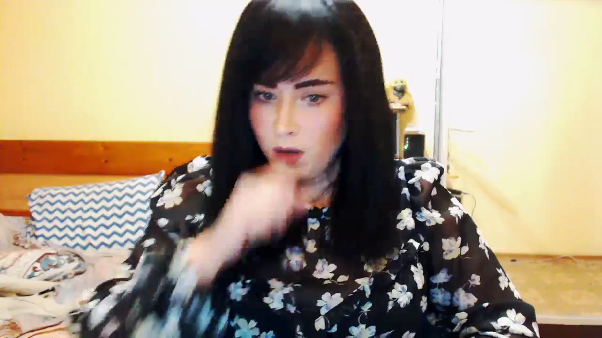 Gallery image thumbnail from CutitaAnn's myfreecams stream on, 12/30/2023, 23:03 image 6 of 20