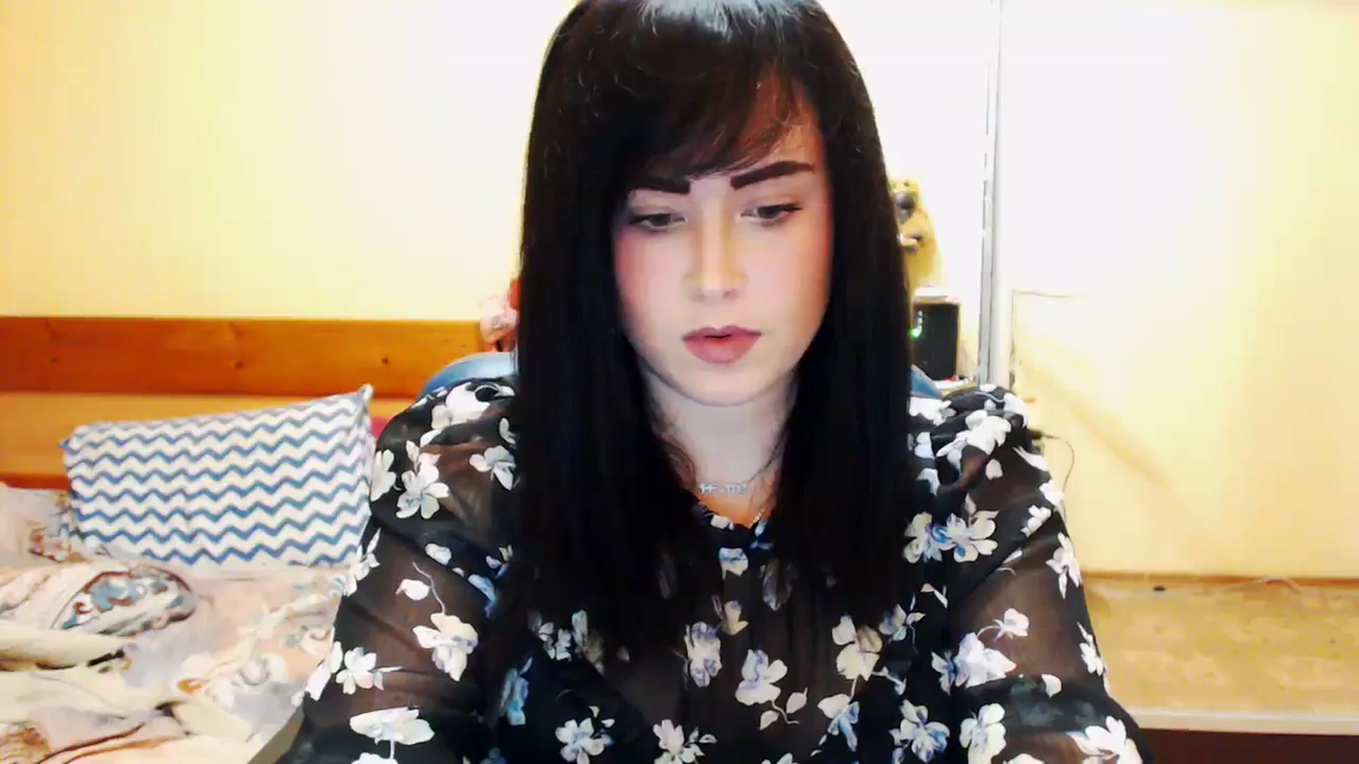 Gallery image thumbnail from CutitaAnn's myfreecams stream on, 12/30/2023, 23:03 image 8 of 20