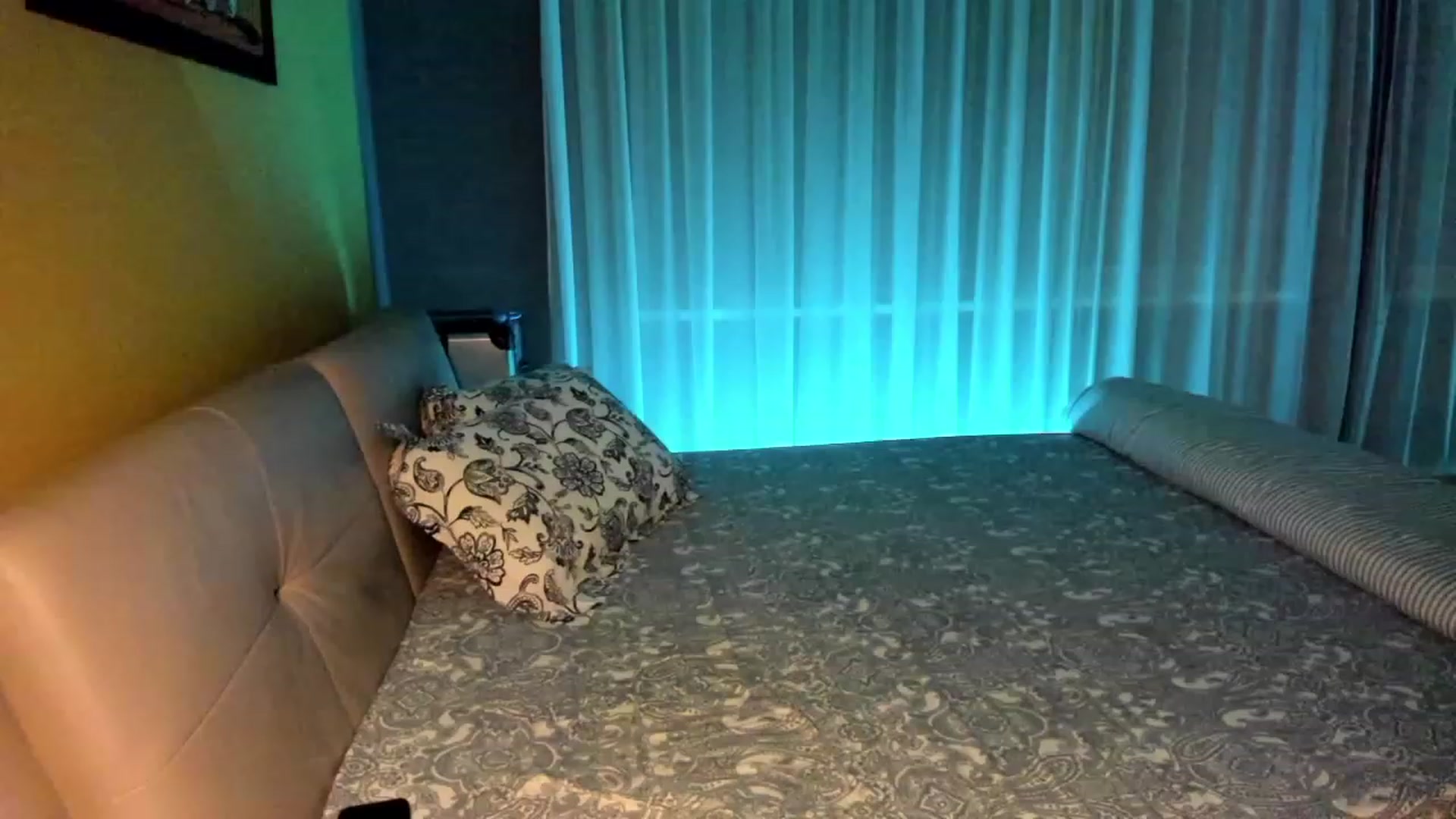 Gallery image thumbnail from CyberEva's myfreecams stream on, 12/15/2022, 12:40 image 18 of 20