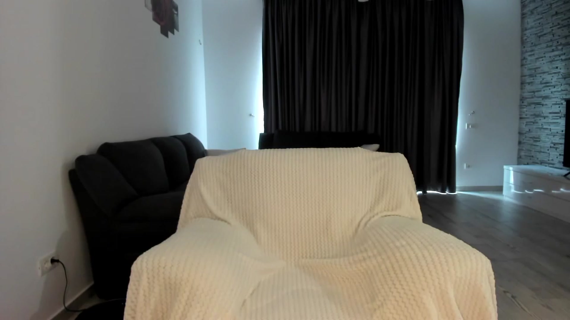 Gallery image thumbnail from CyberEvy's myfreecams stream on, 03/08/2023, 09:38 image 12 of 20