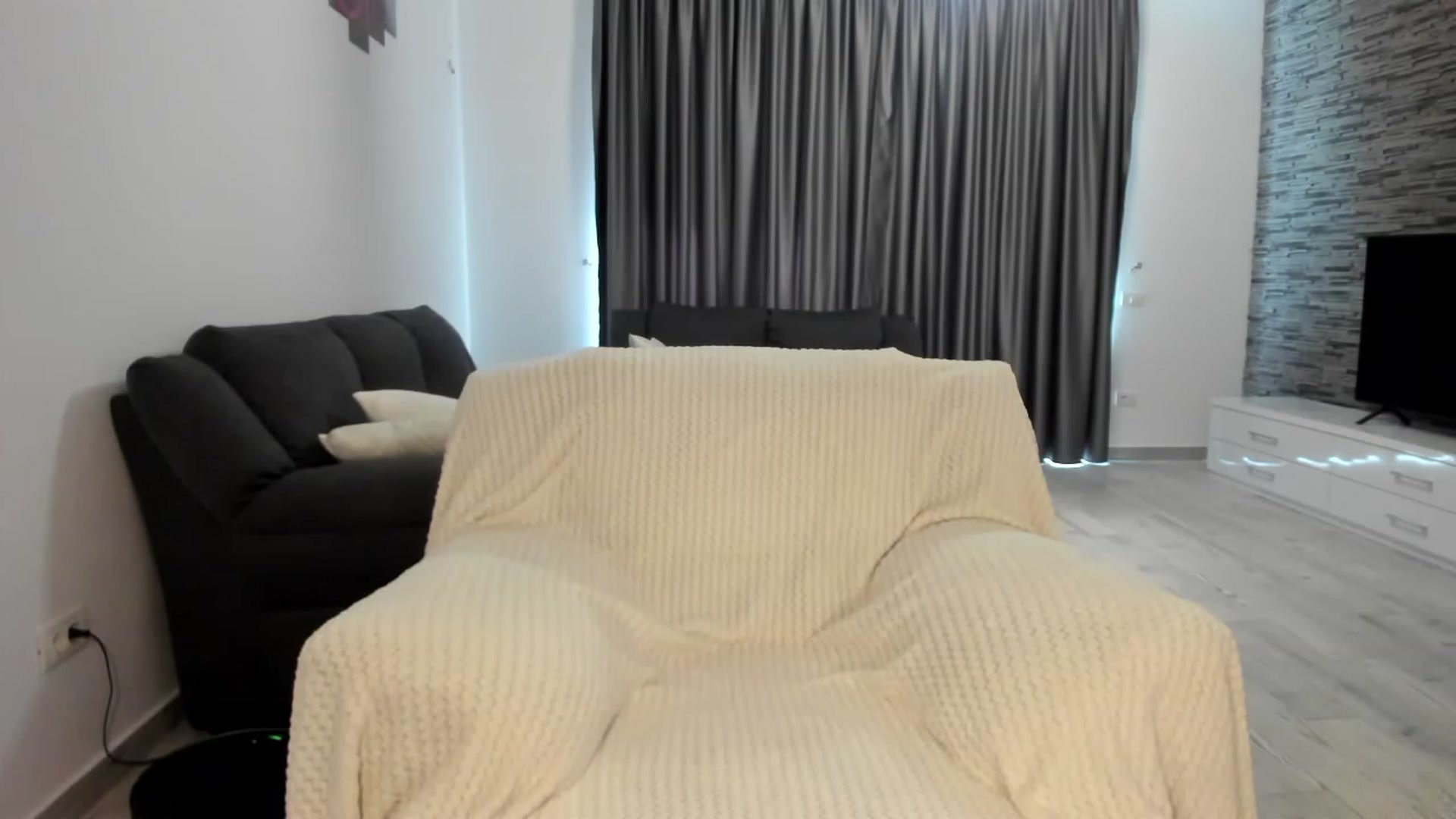 Gallery image thumbnail from CyberEvy's myfreecams stream on, 03/09/2023, 11:21 image 3 of 20