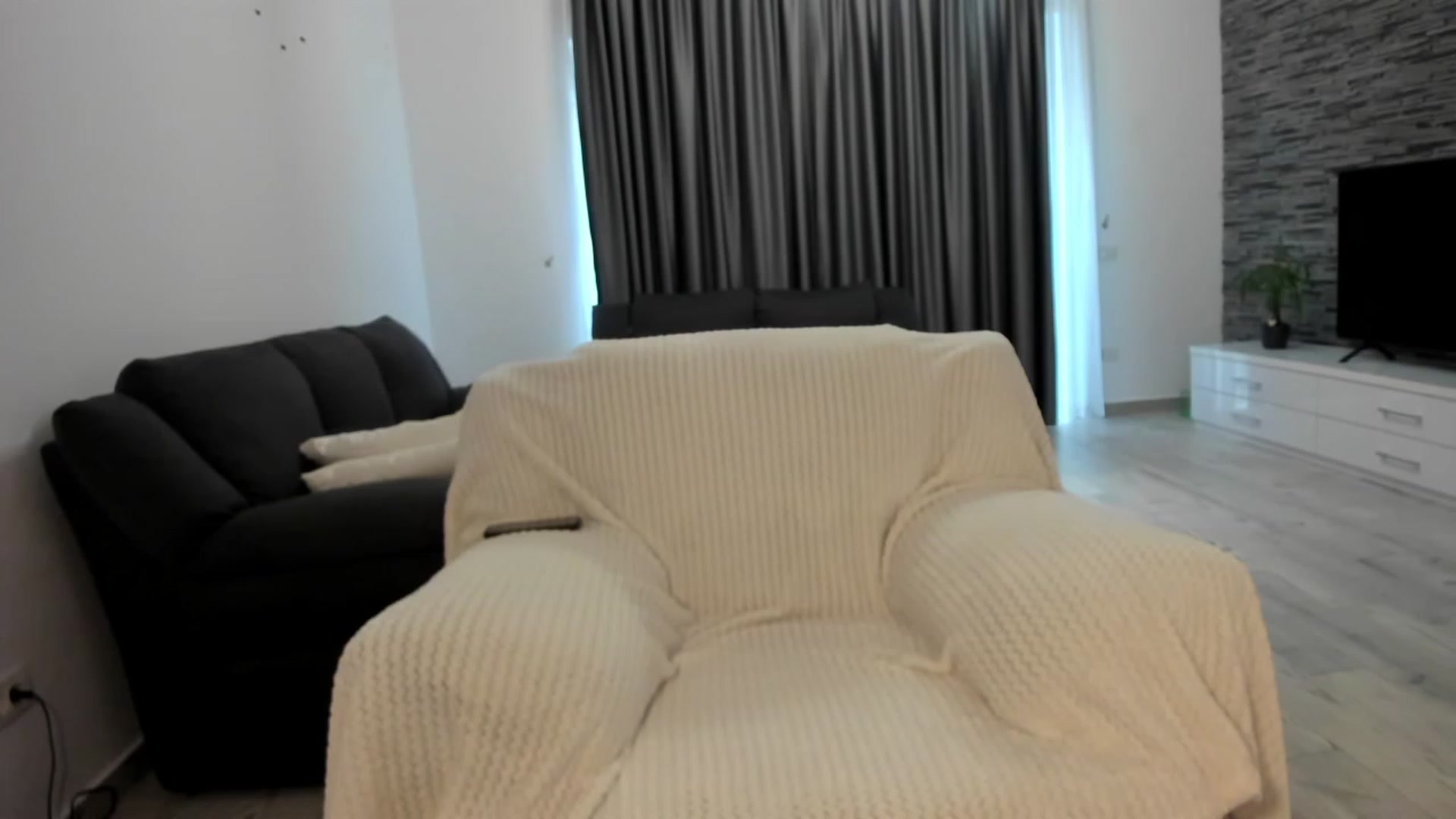 Gallery image thumbnail from CyberEvy's myfreecams stream on, 03/22/2023, 10:21 image 1 of 20
