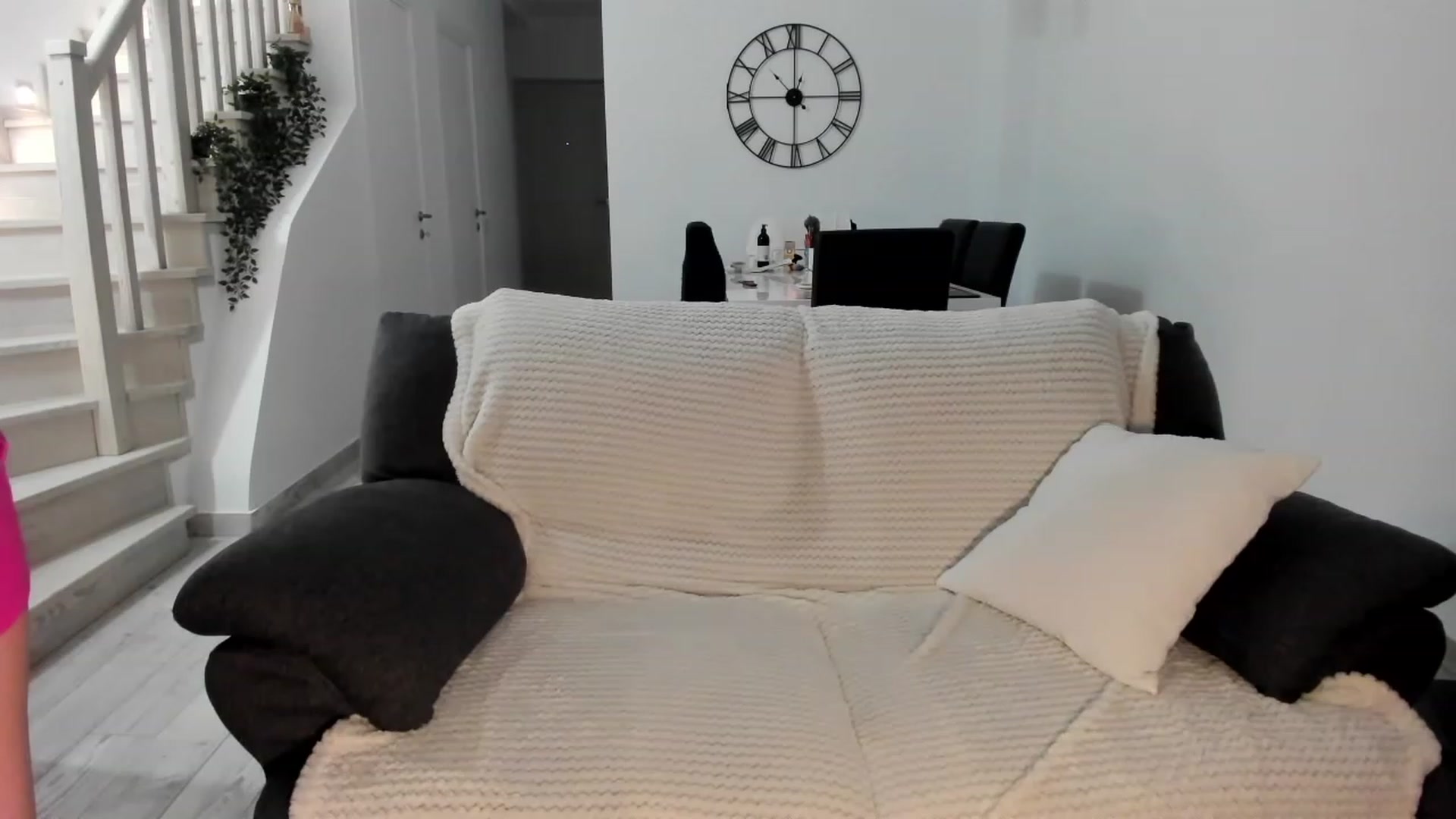 Gallery image thumbnail from CyberEvy's myfreecams stream on, 03/23/2023, 11:17 image 12 of 20