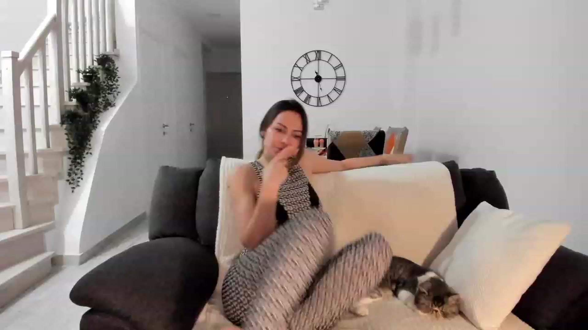 Gallery image thumbnail from CyberEvy's myfreecams stream on, 04/28/2023, 10:40 image 4 of 20