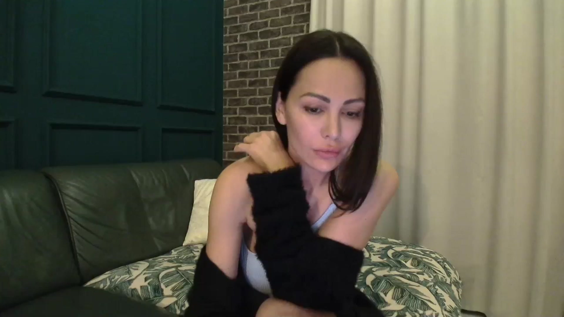 Gallery image thumbnail from CyberEvy's myfreecams stream on, 10/29/2023, 20:13 image 5 of 20