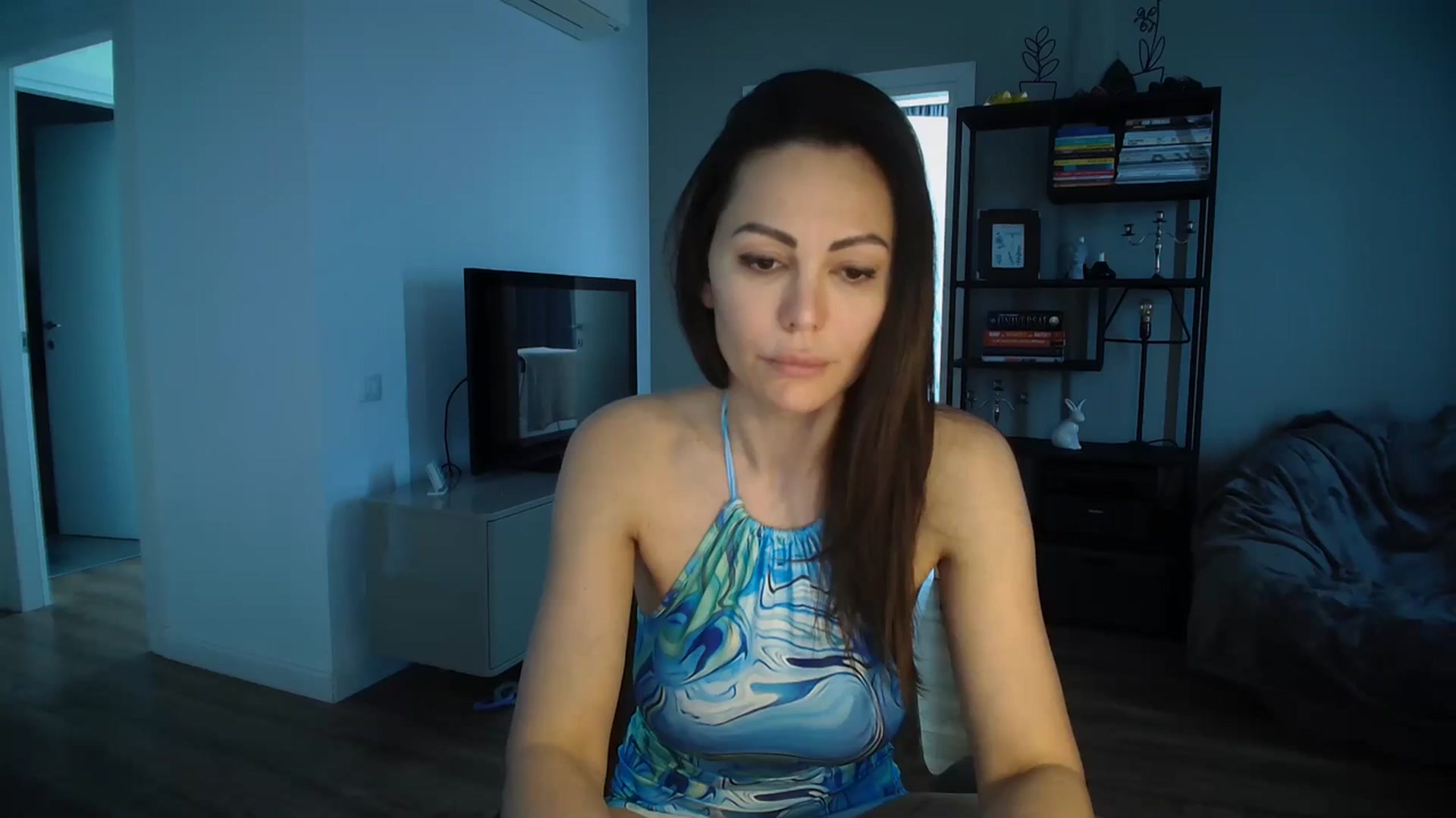Gallery image thumbnail from CyberLuv's myfreecams stream on, 04/15/2024, 11:34 image 2 of 20