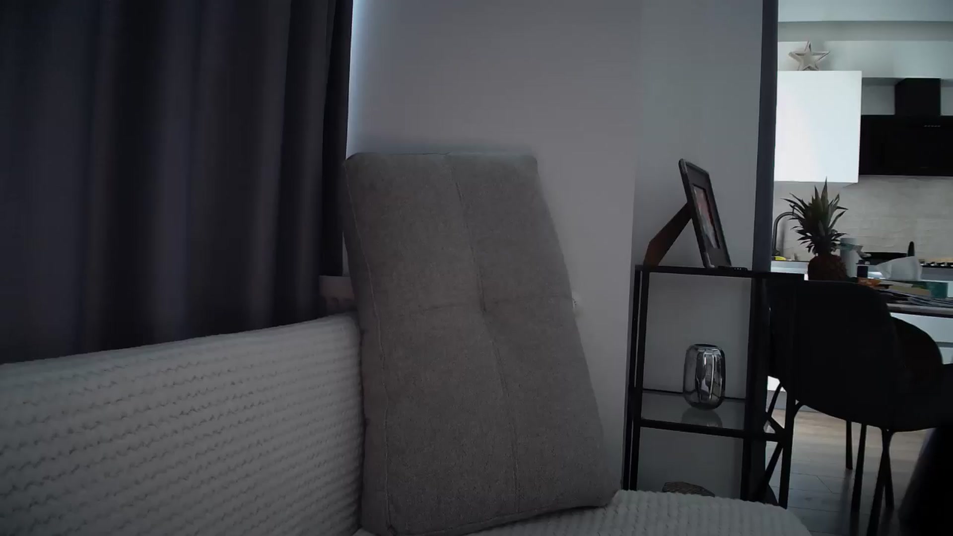 Gallery image thumbnail from CyberLuv's myfreecams stream on, 05/21/2024, 10:55 image 11 of 20