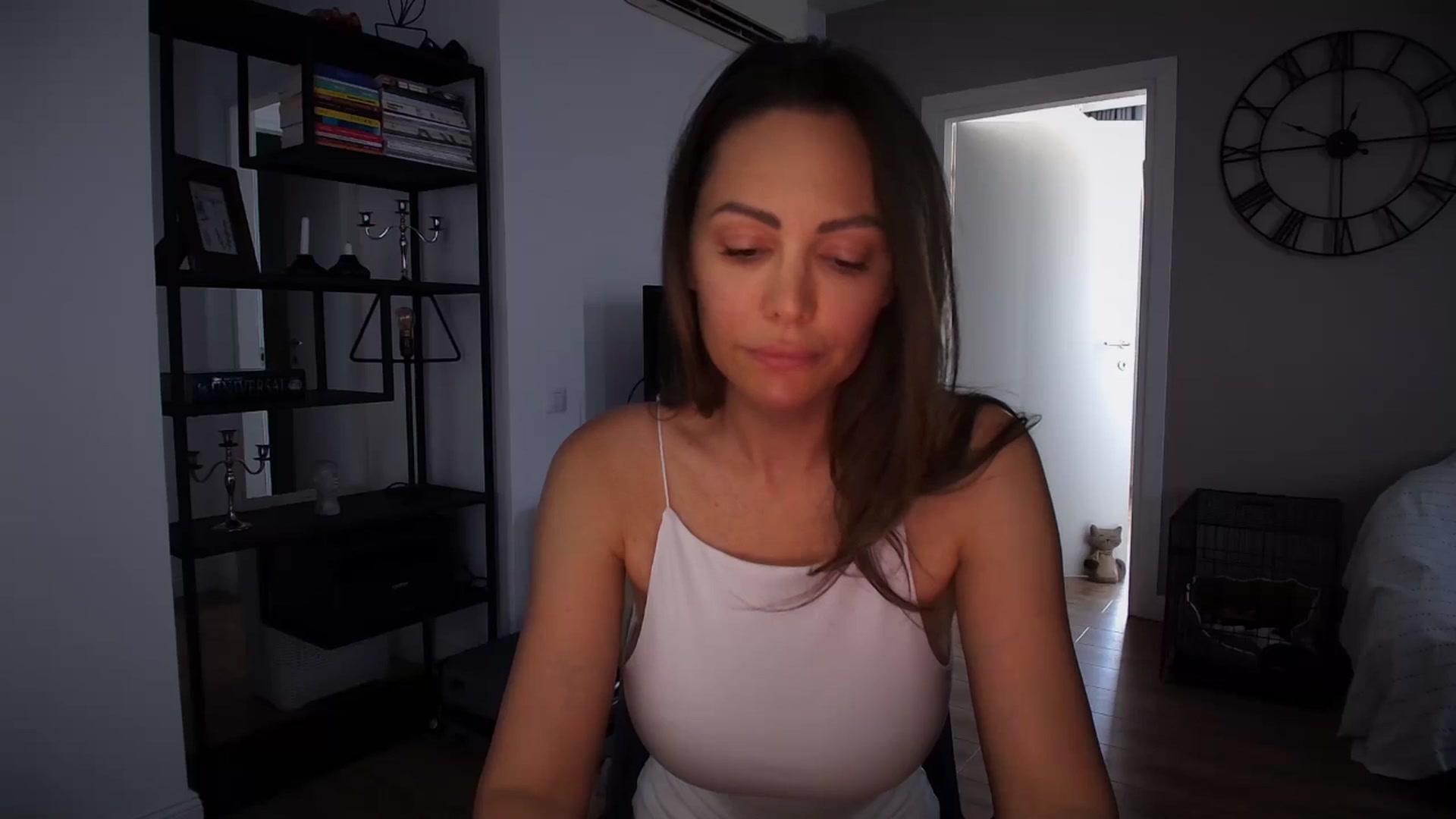 Gallery image thumbnail from CyberLuv's myfreecams stream on, 06/20/2024, 10:21 image 5 of 20