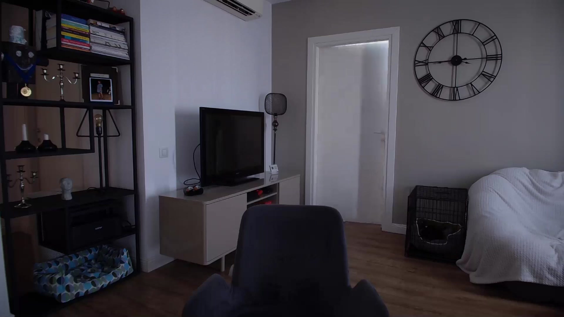 Gallery image thumbnail from CyberLuv's myfreecams stream on, 06/25/2024, 13:58 image 6 of 20