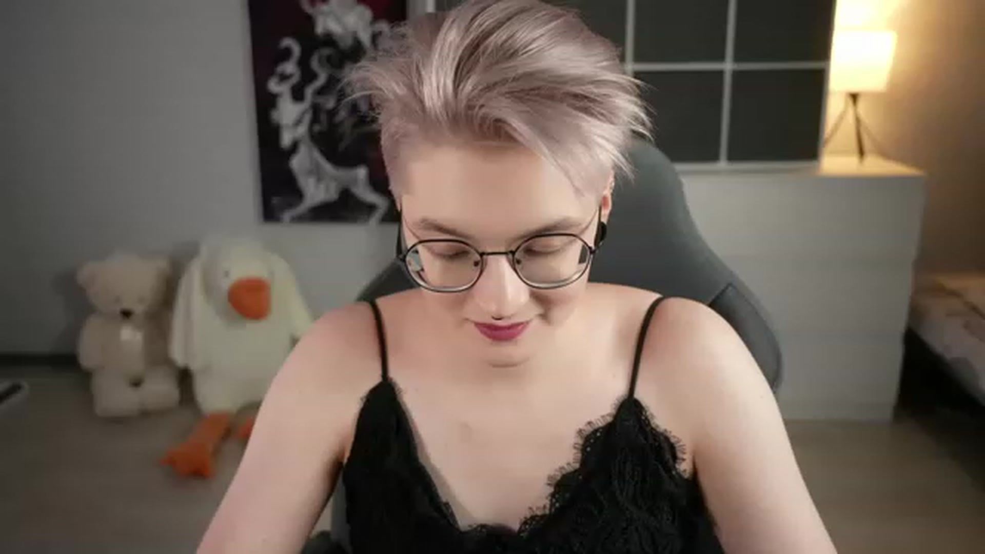 Gallery image thumbnail from CyberSamuri's myfreecams stream on, 12/07/2022, 20:07 image 3 of 20