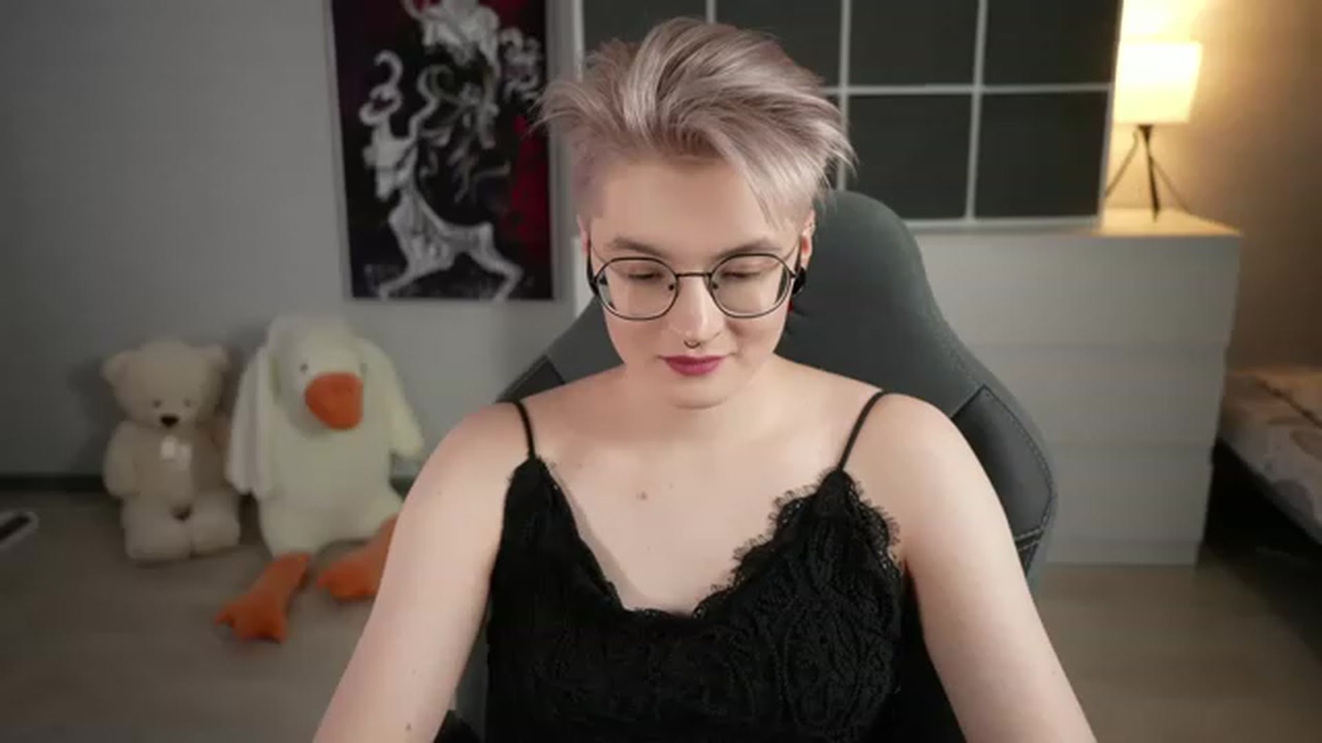 Gallery image thumbnail from CyberSamuri's myfreecams stream on, 12/07/2022, 20:07 image 5 of 20