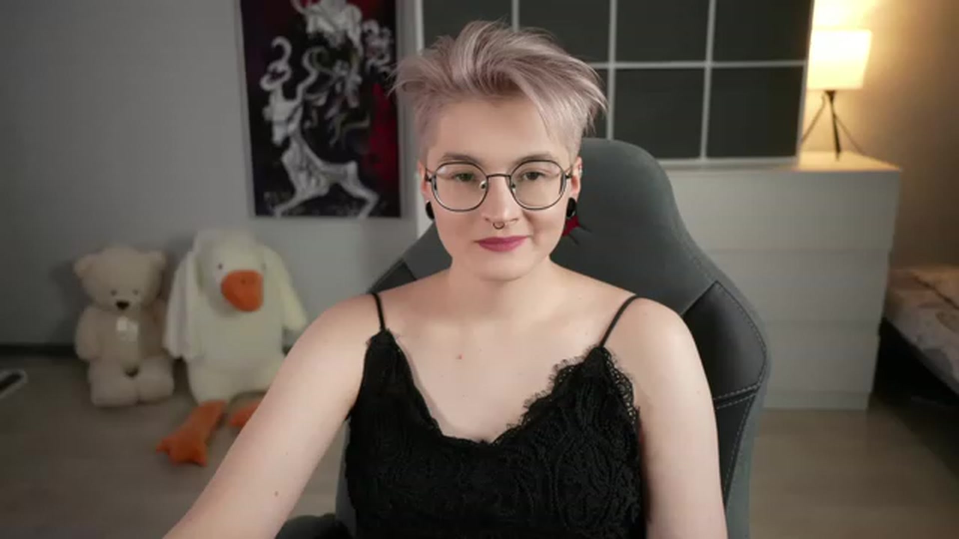 Gallery image thumbnail from CyberSamuri's myfreecams stream on, 12/07/2022, 20:07 image 7 of 20