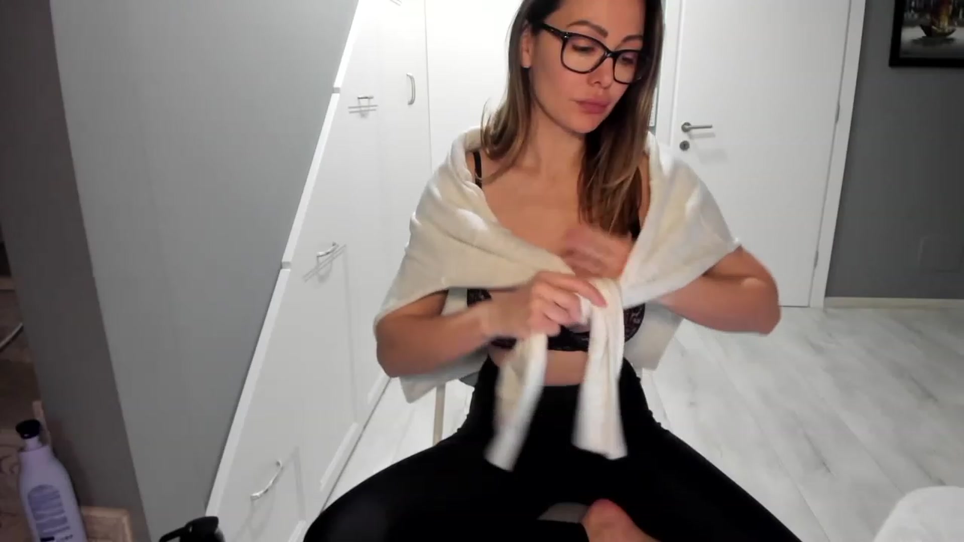 Gallery image thumbnail from CyberTease's myfreecams stream on, 12/05/2022, 10:10 image 14 of 20