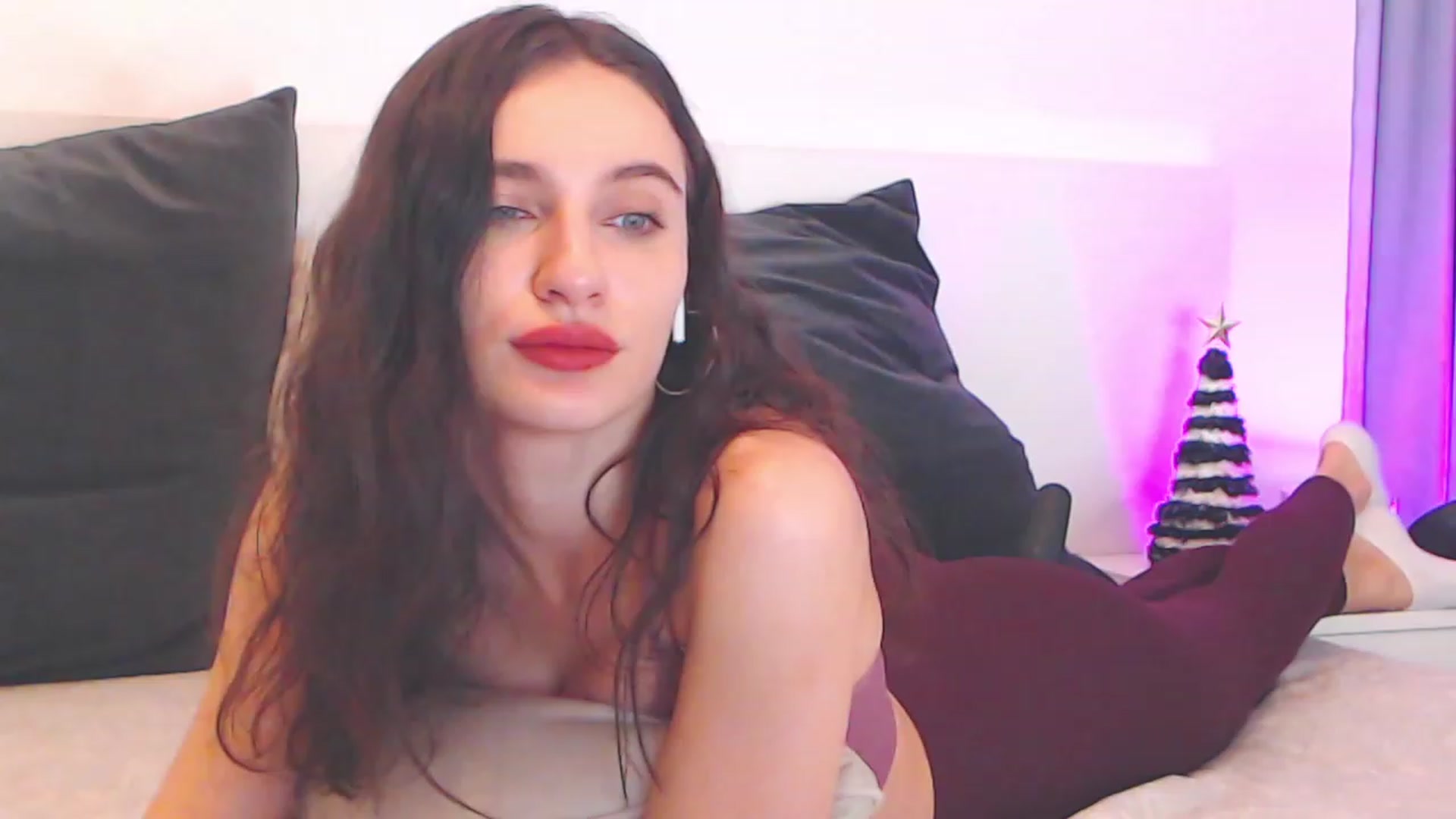 Gallery image thumbnail from Cyber_Geisha's myfreecams stream on, 12/30/2022, 23:03 image 13 of 20