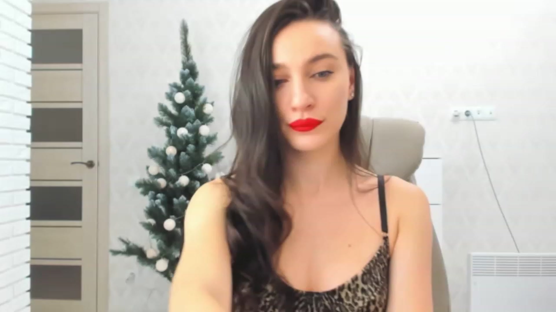 Gallery image thumbnail from Cyber_Geisha's myfreecams stream on, 12/24/2023, 19:28 image 3 of 20