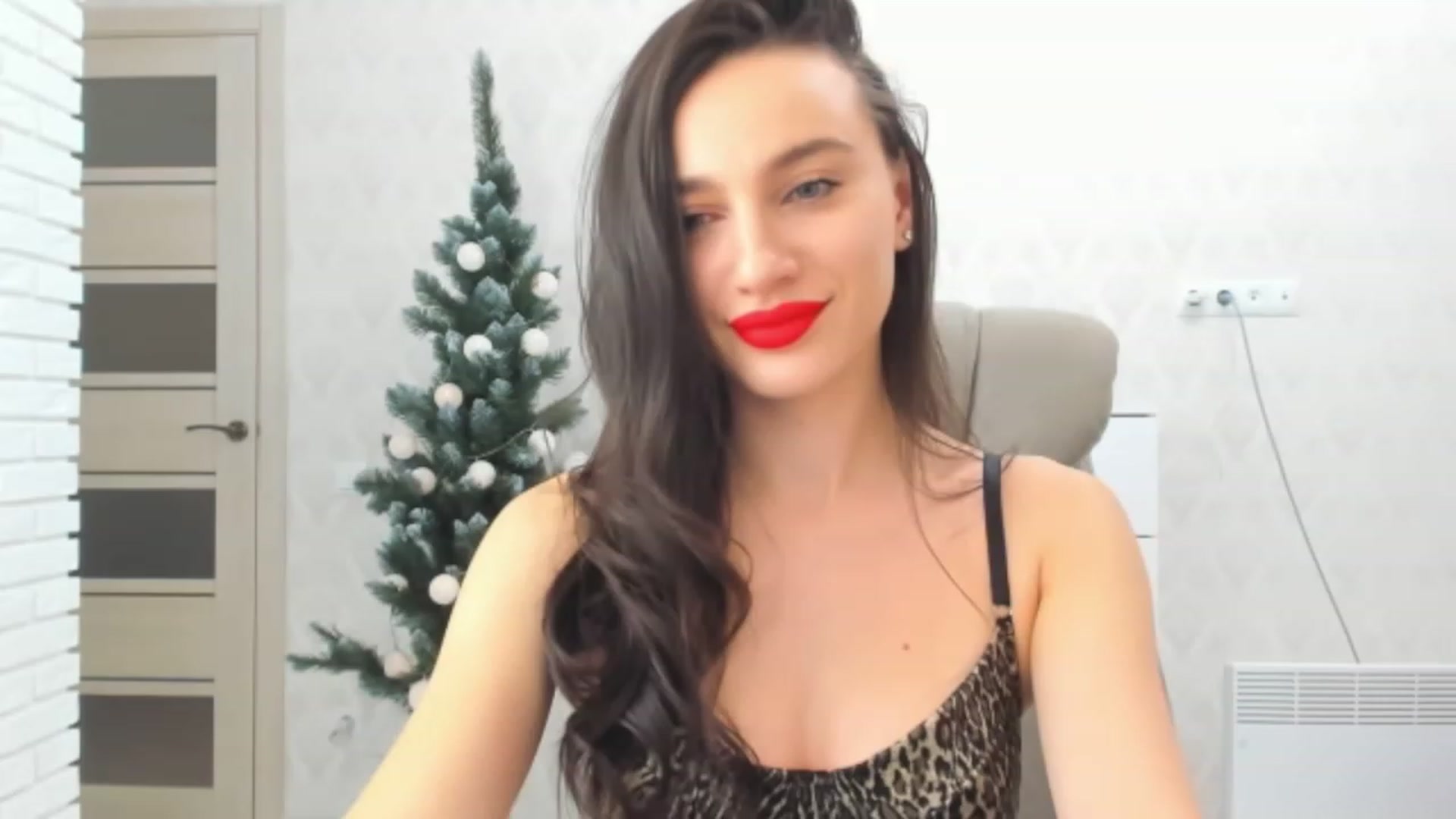 Gallery image thumbnail from Cyber_Geisha's myfreecams stream on, 12/24/2023, 19:28 image 1 of 20