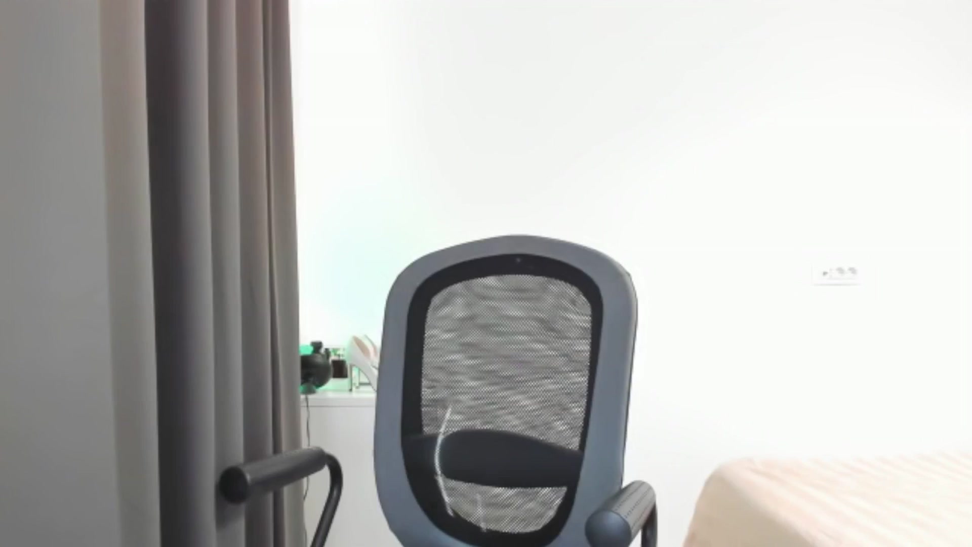 Gallery image thumbnail from Cyber_Geisha's myfreecams stream on, 05/13/2024, 14:58 image 16 of 20