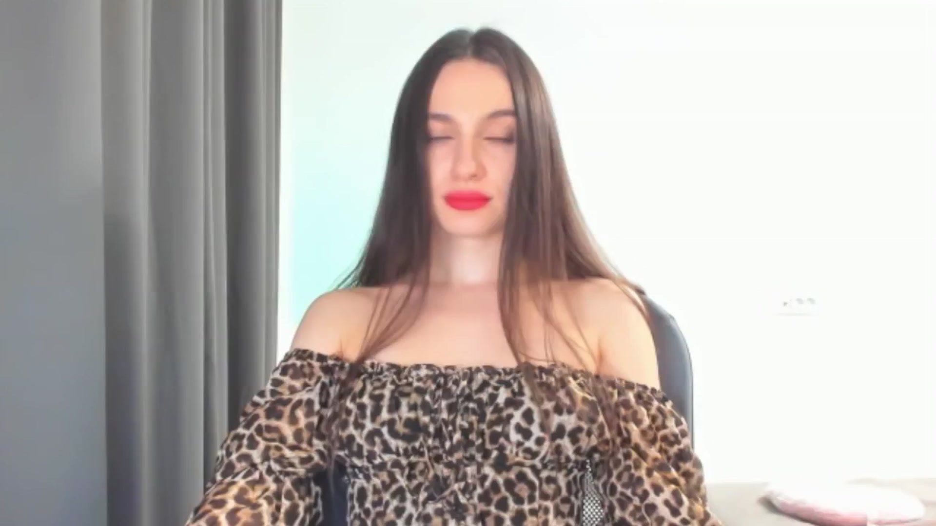 Gallery image thumbnail from Cyber_Geisha's myfreecams stream on, 05/18/2024, 21:11 image 12 of 20