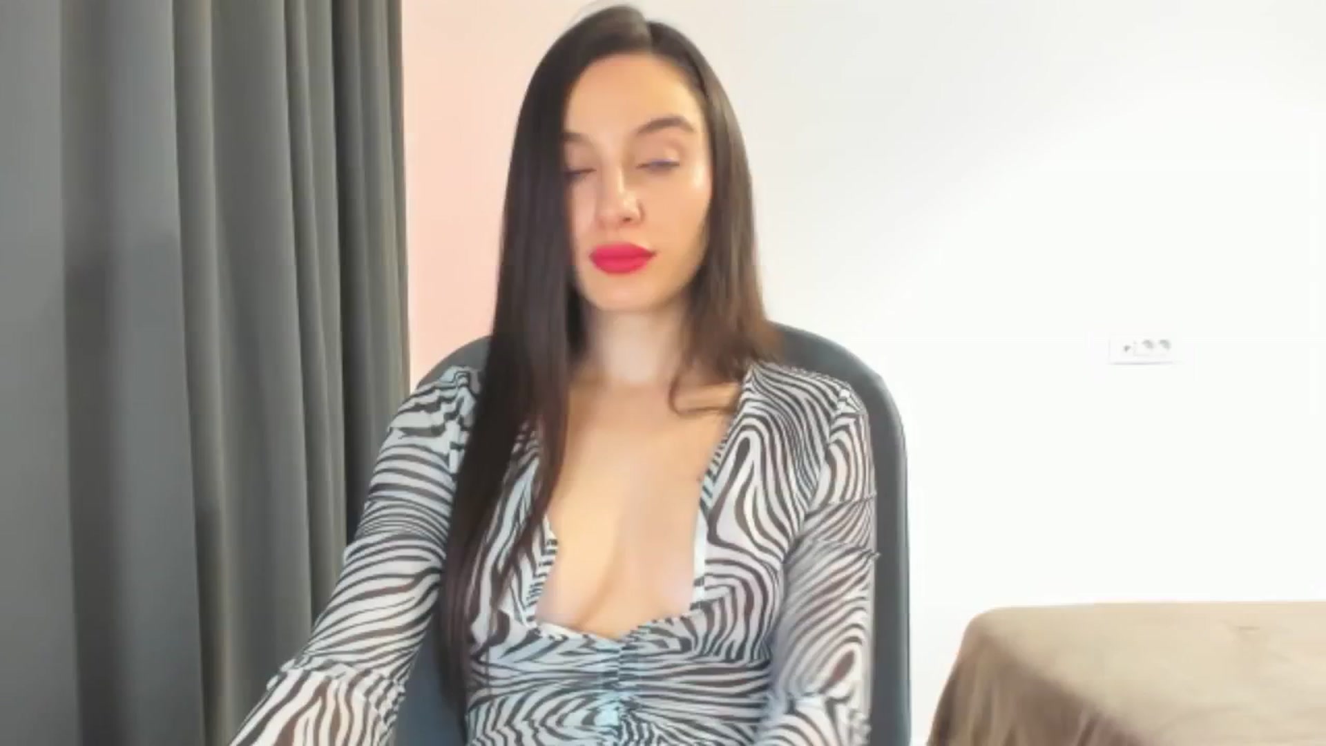 Gallery image thumbnail from Cyber_Geisha's myfreecams stream on, 05/25/2024, 19:46 image 14 of 20