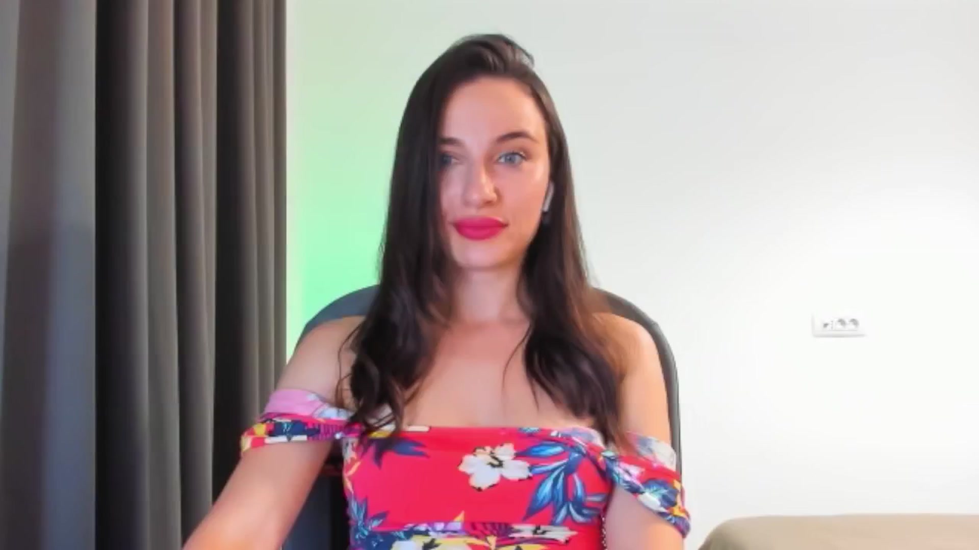 Gallery image thumbnail from Cyber_Geisha's myfreecams stream on, 07/14/2024, 18:59 image 14 of 20