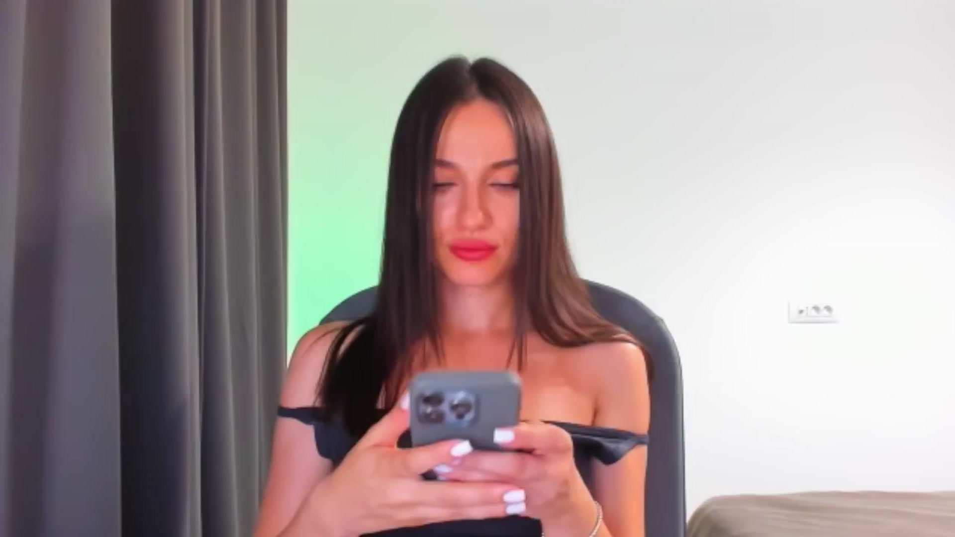 Gallery image thumbnail from Cyber_Geisha's myfreecams stream on, 07/19/2024, 19:56 image 14 of 20