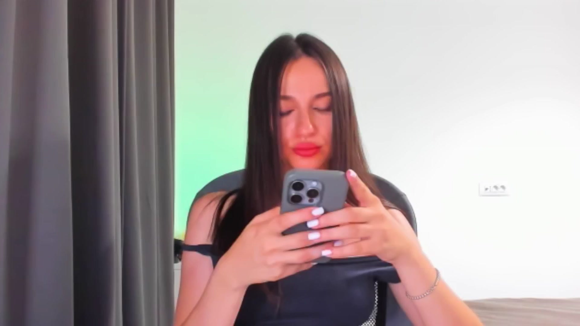Gallery image thumbnail from Cyber_Geisha's myfreecams stream on, 07/19/2024, 19:56 image 13 of 20