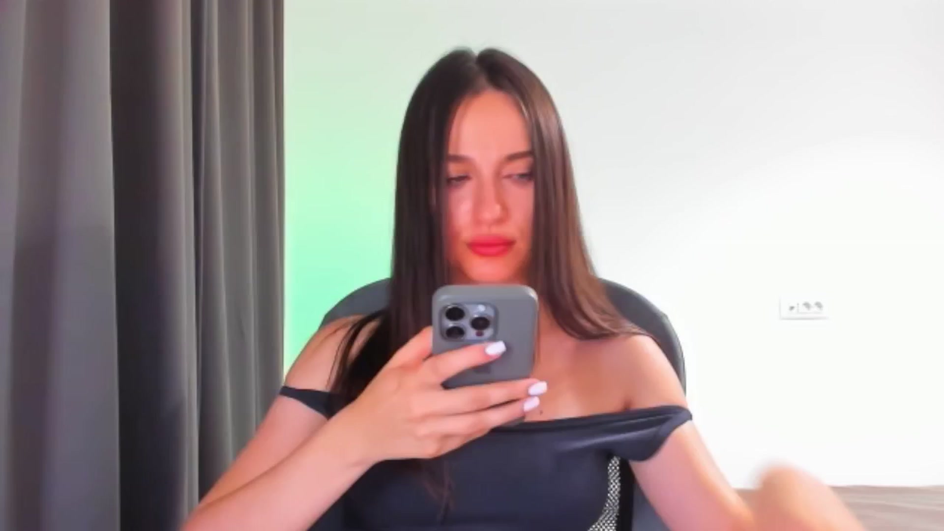 Gallery image thumbnail from Cyber_Geisha's myfreecams stream on, 07/19/2024, 19:56 image 12 of 20