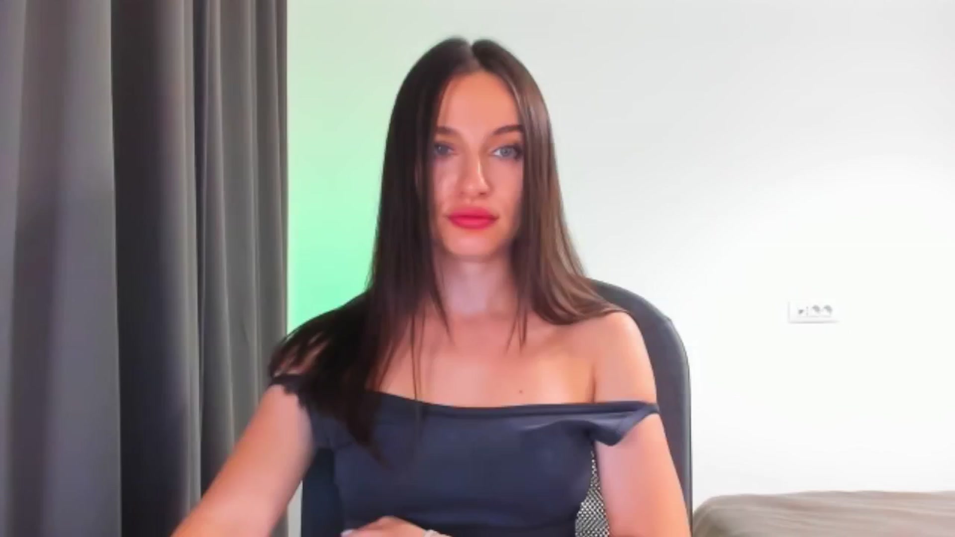 Gallery image thumbnail from Cyber_Geisha's myfreecams stream on, 07/19/2024, 19:56 image 8 of 20