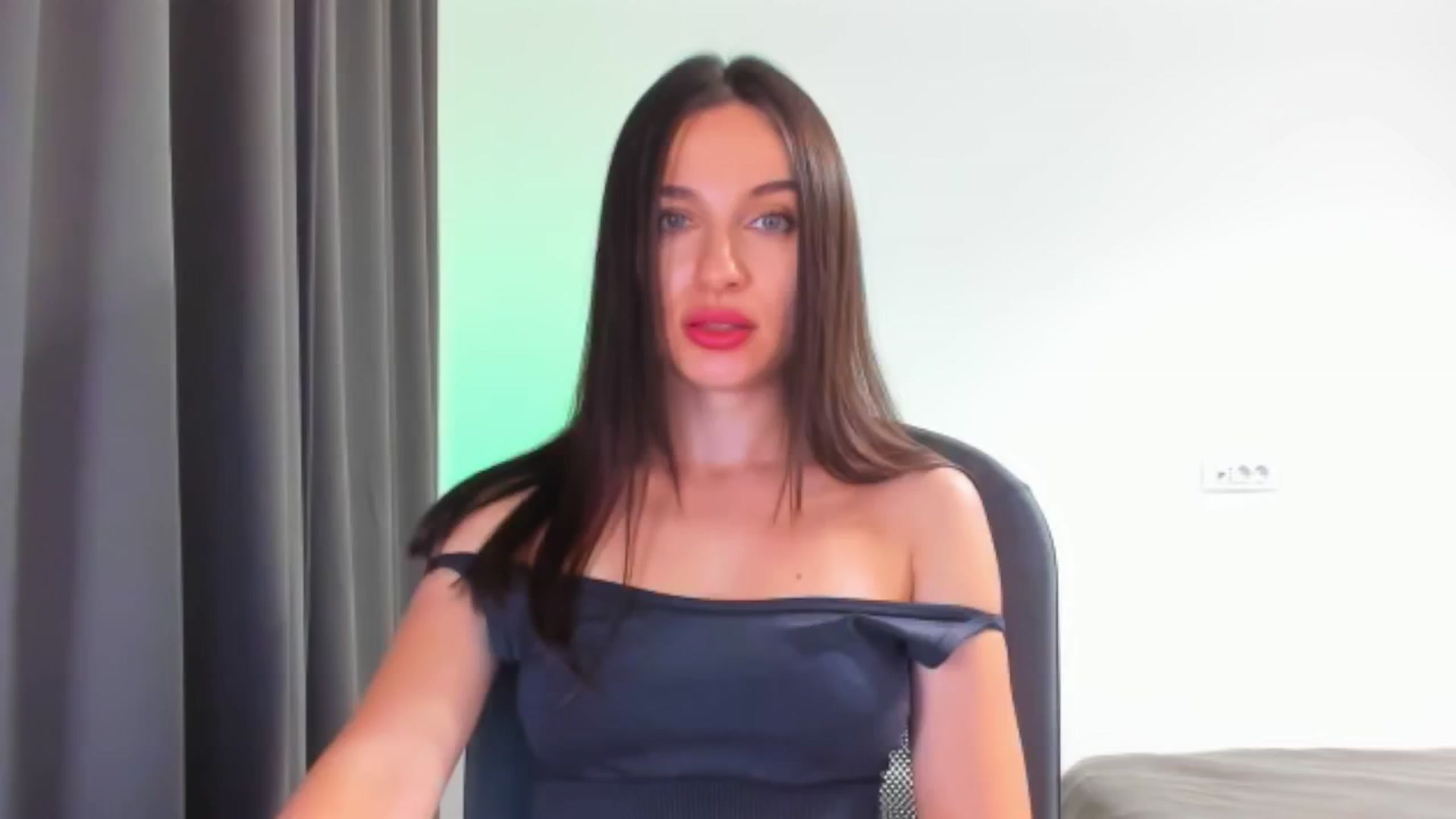 Gallery image thumbnail from Cyber_Geisha's myfreecams stream on, 07/19/2024, 19:56 image 5 of 20
