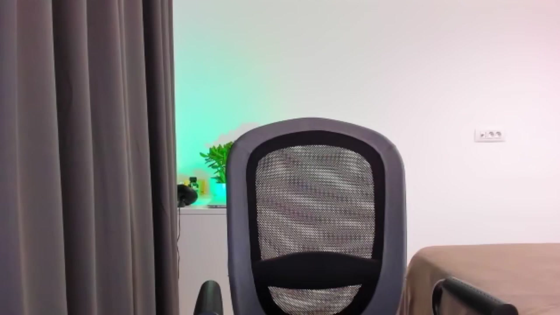 Gallery image thumbnail from Cyber_Geisha's myfreecams stream on, 07/22/2024, 18:19 image 9 of 20