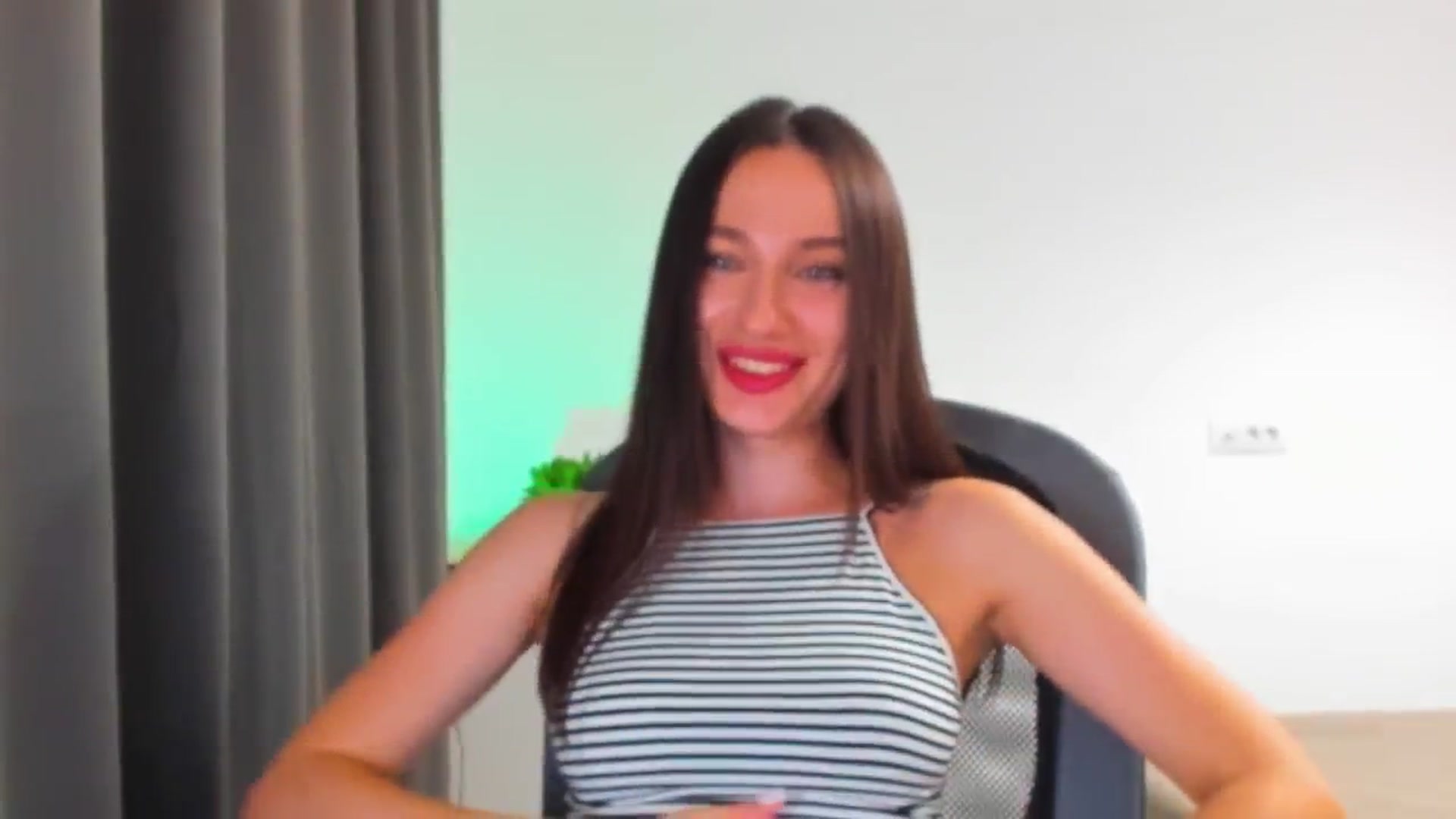 Gallery image thumbnail from Cyber_Geisha's myfreecams stream on, 07/26/2024, 19:26 image 19 of 20