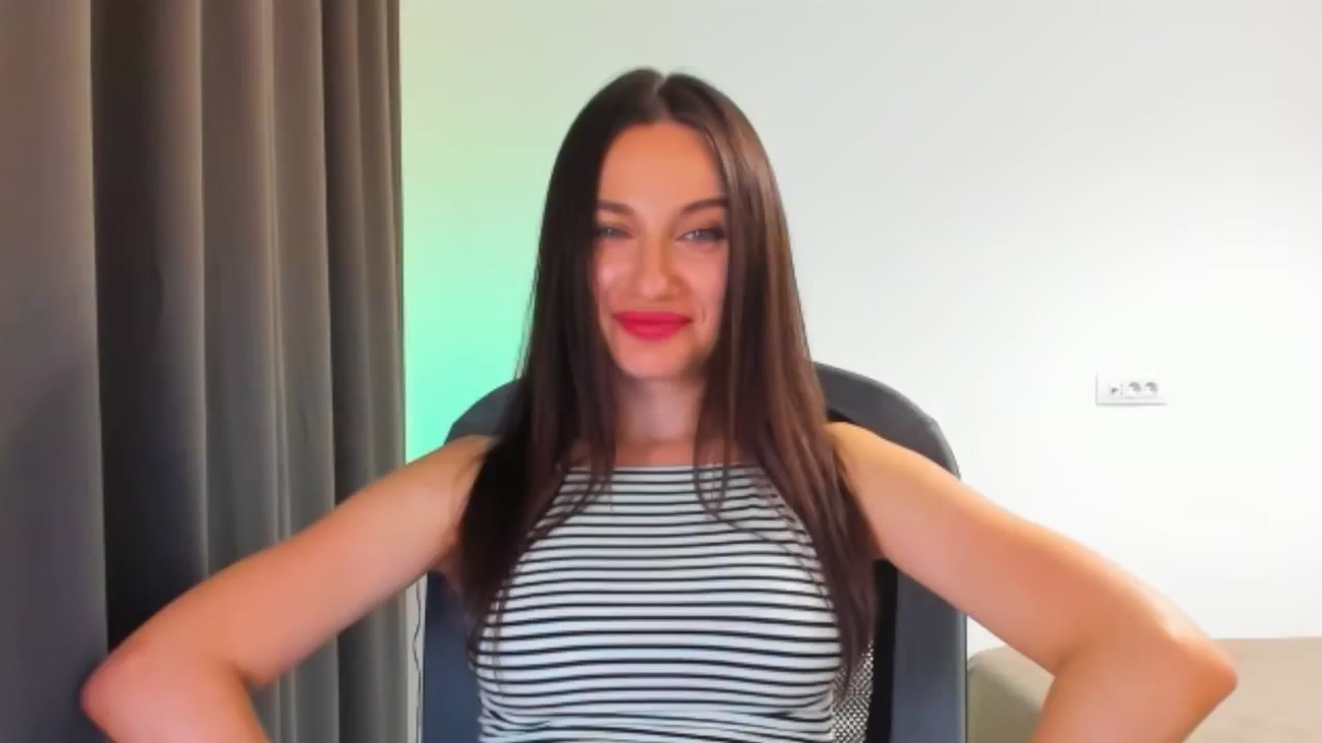 Gallery image thumbnail from Cyber_Geisha's myfreecams stream on, 07/26/2024, 21:08 image 10 of 20